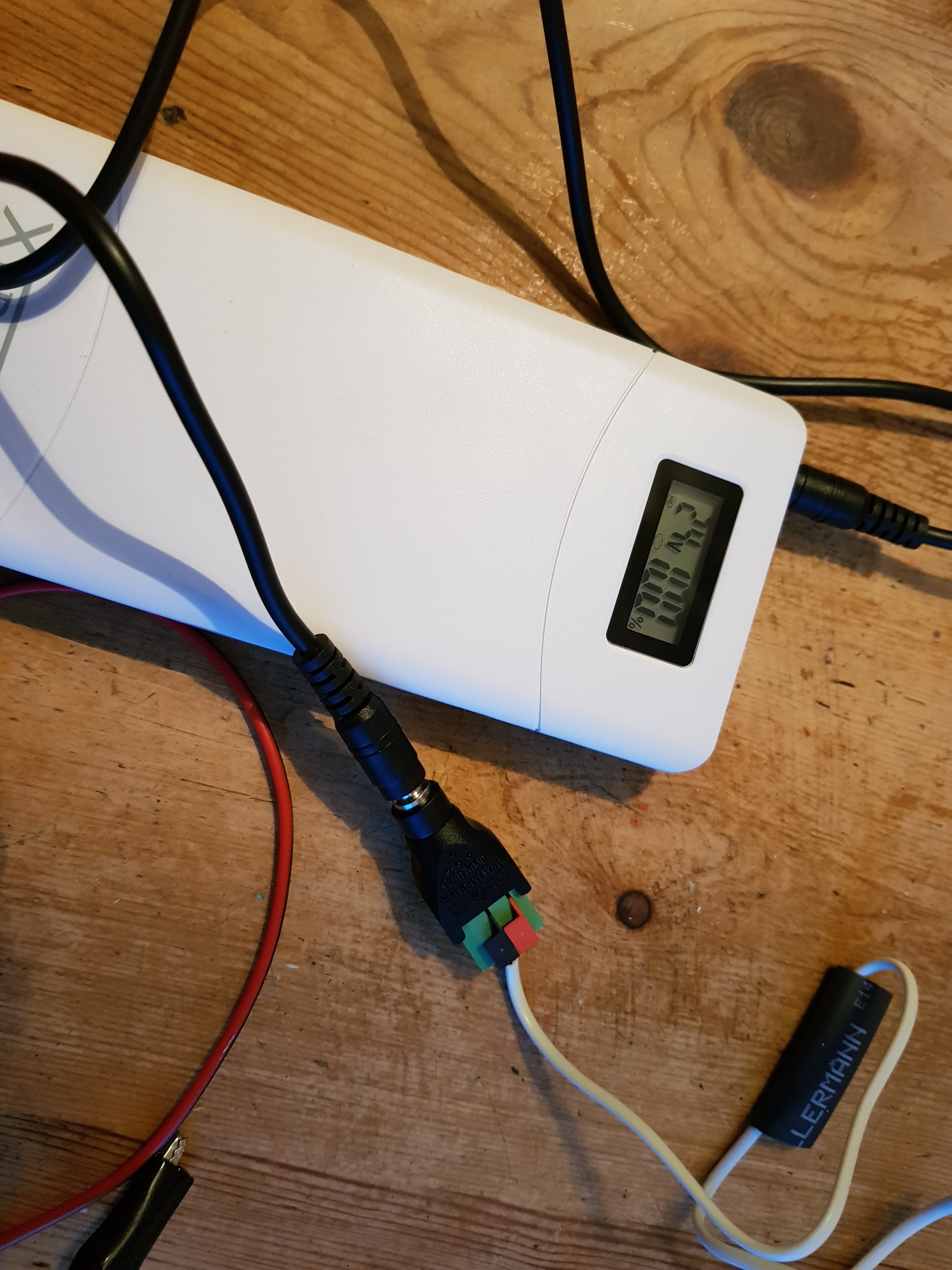 Battery Conversion for LED Light 4 Steps (with Pictures) Instructables