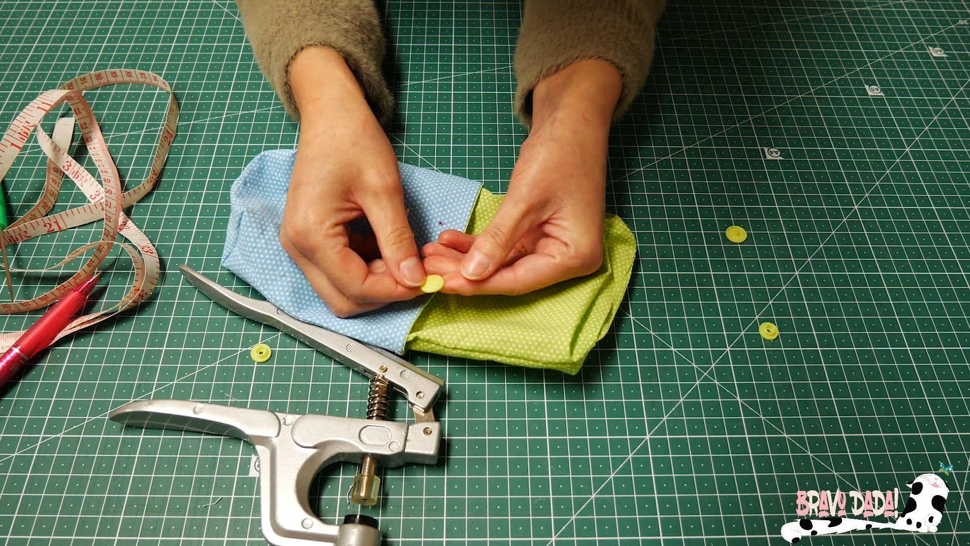 DIY How to Make a Quilted Sewing Machine Mat With Pockets and Thread