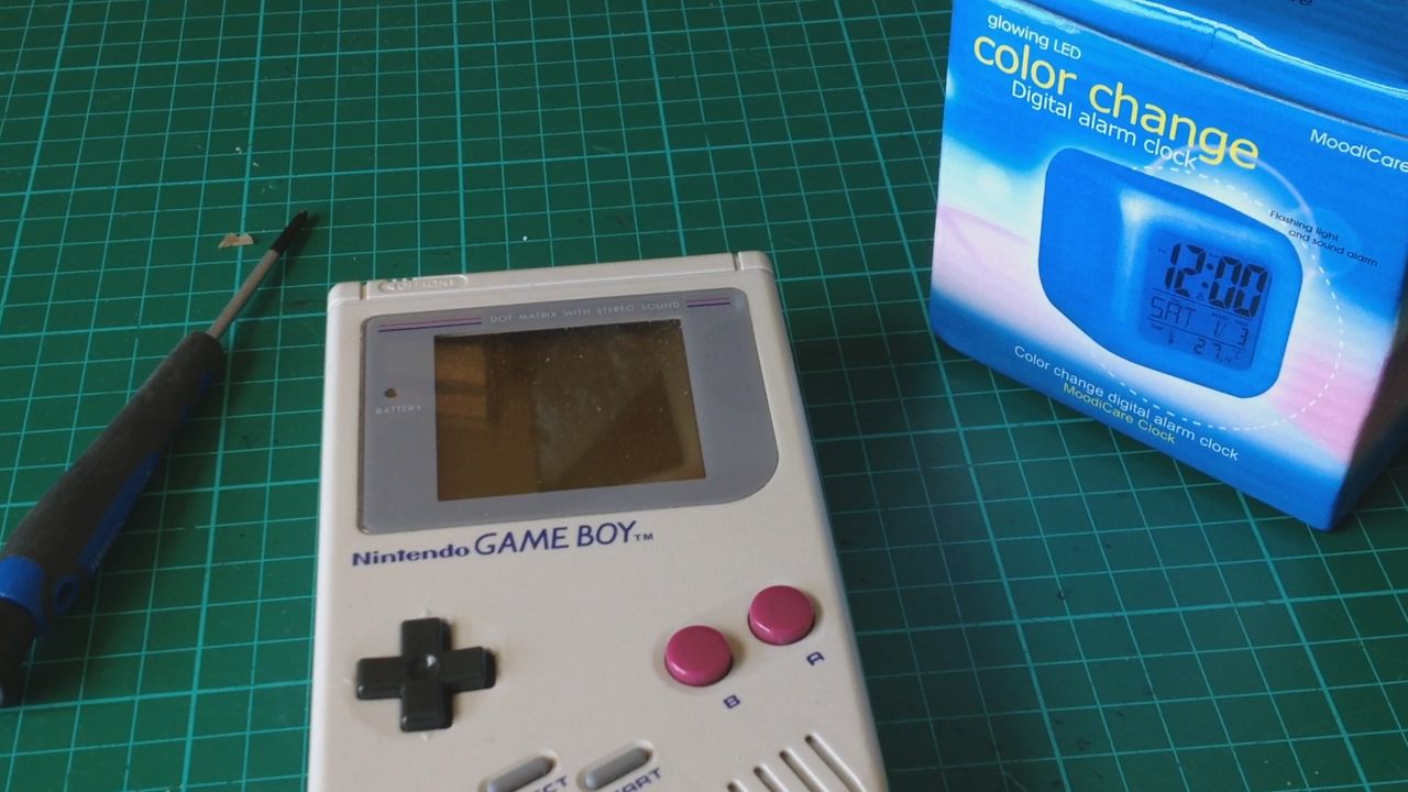 Nintendo Game Boy Made Into a Digital Clock : 4 Steps - Instructables