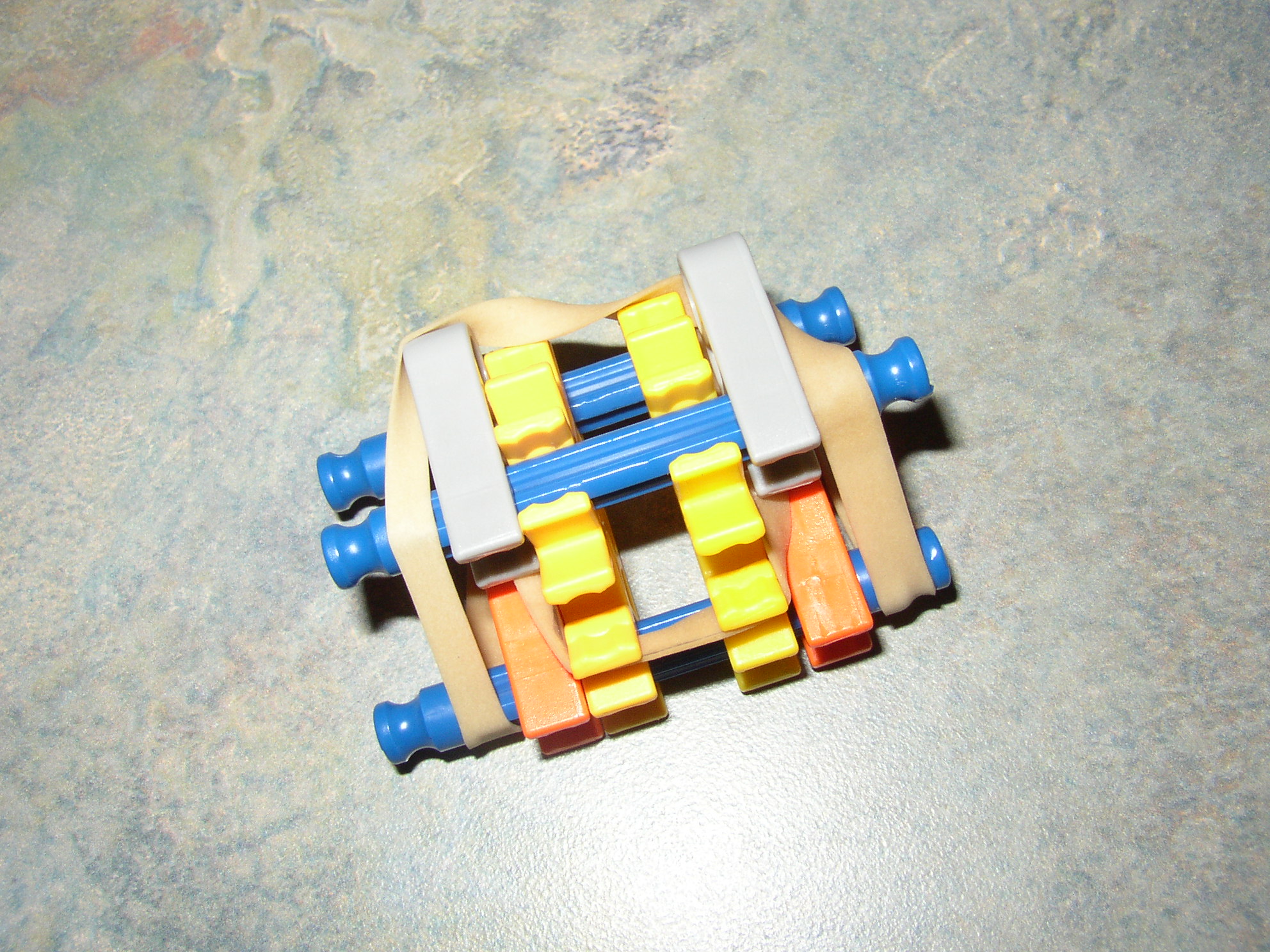 Knex Pencil/ Single Rod Shooter!(11pcs)