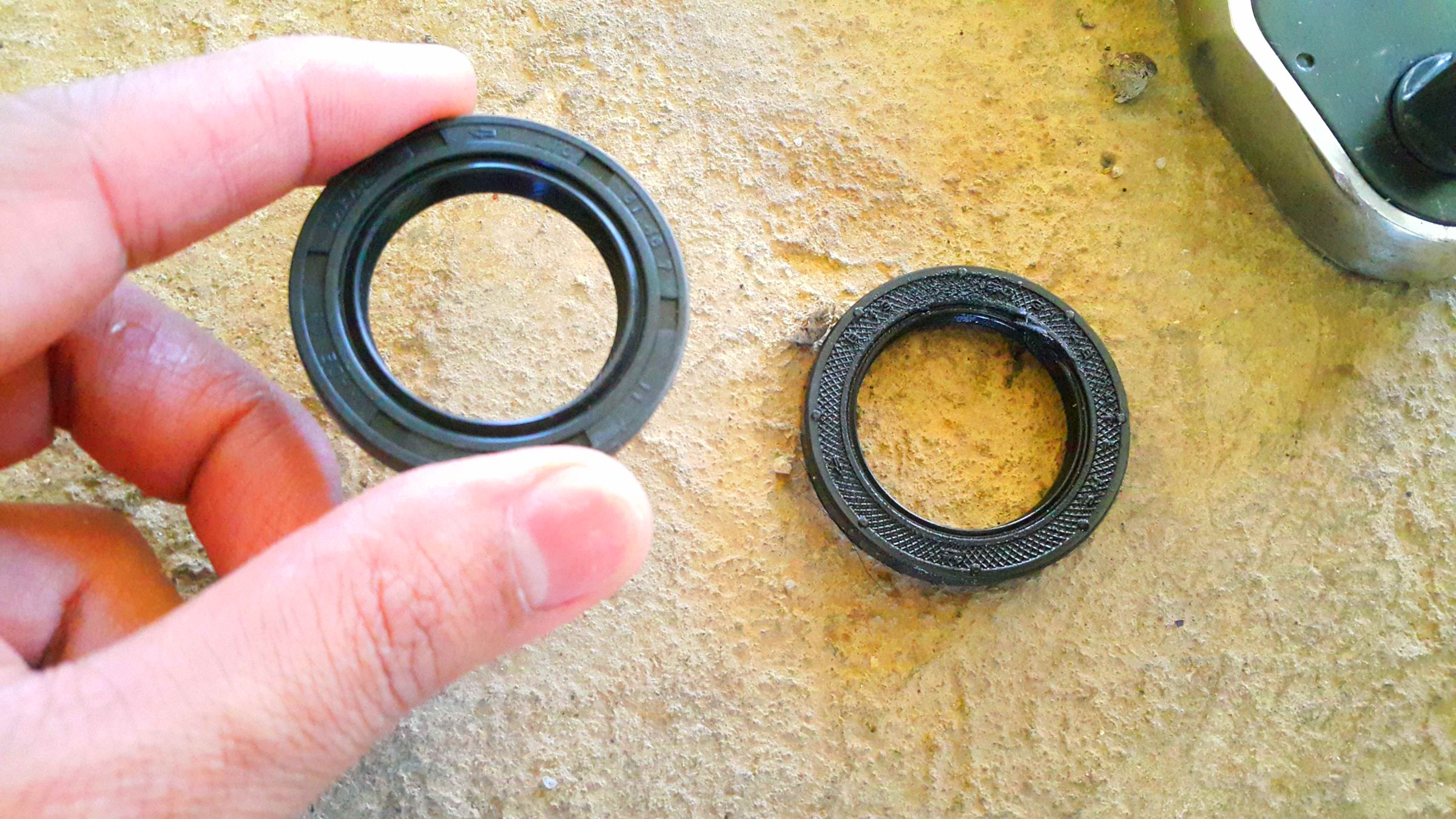 Replacing the Timing Belt and Crankshaft Seal (Honda Civic 1999, D15B