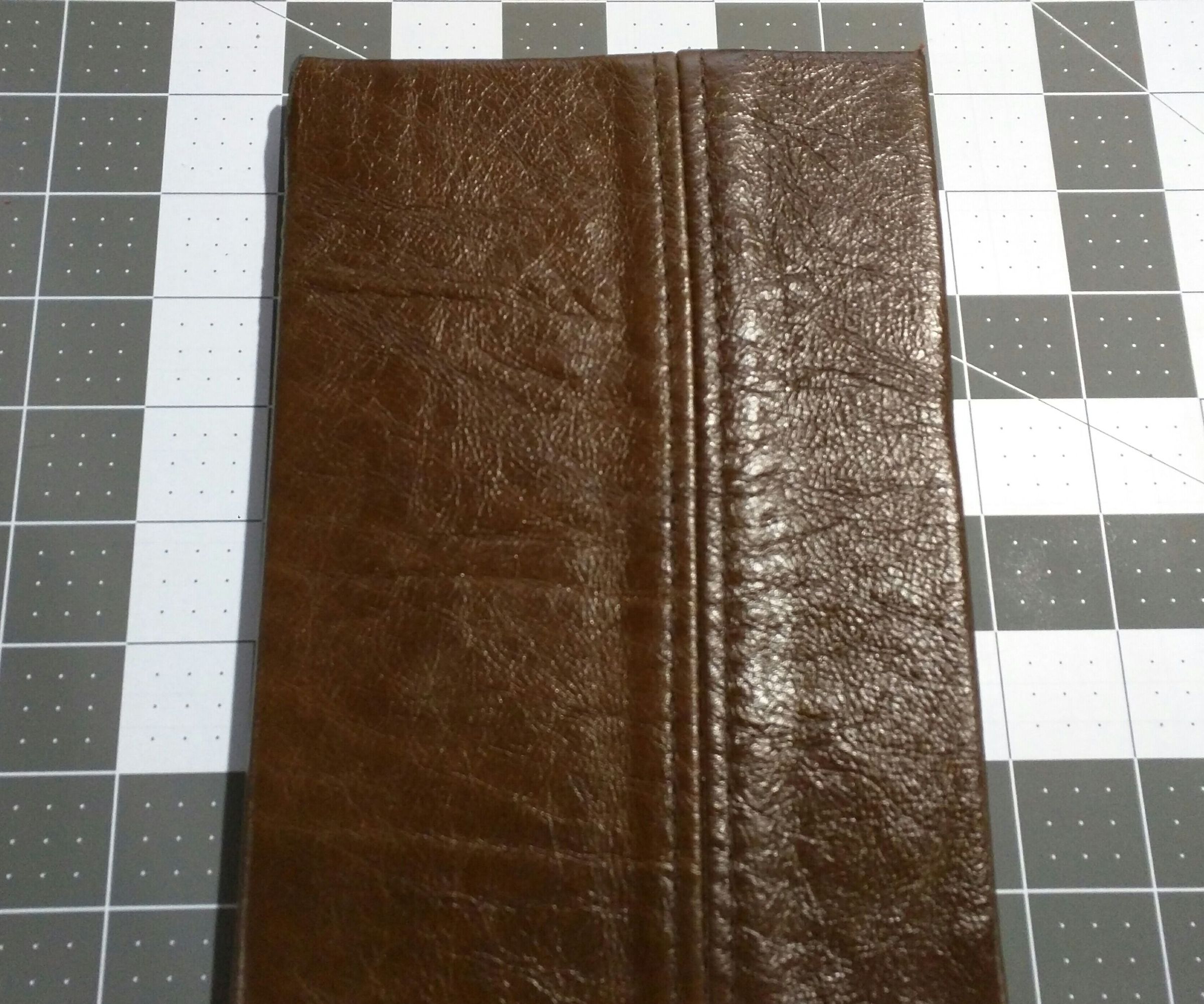 Kindle Paperwhite Realistic Leather Book Cover