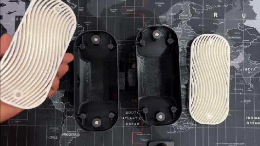 MAGNETIC FRONT GRILL ASSEMBLY