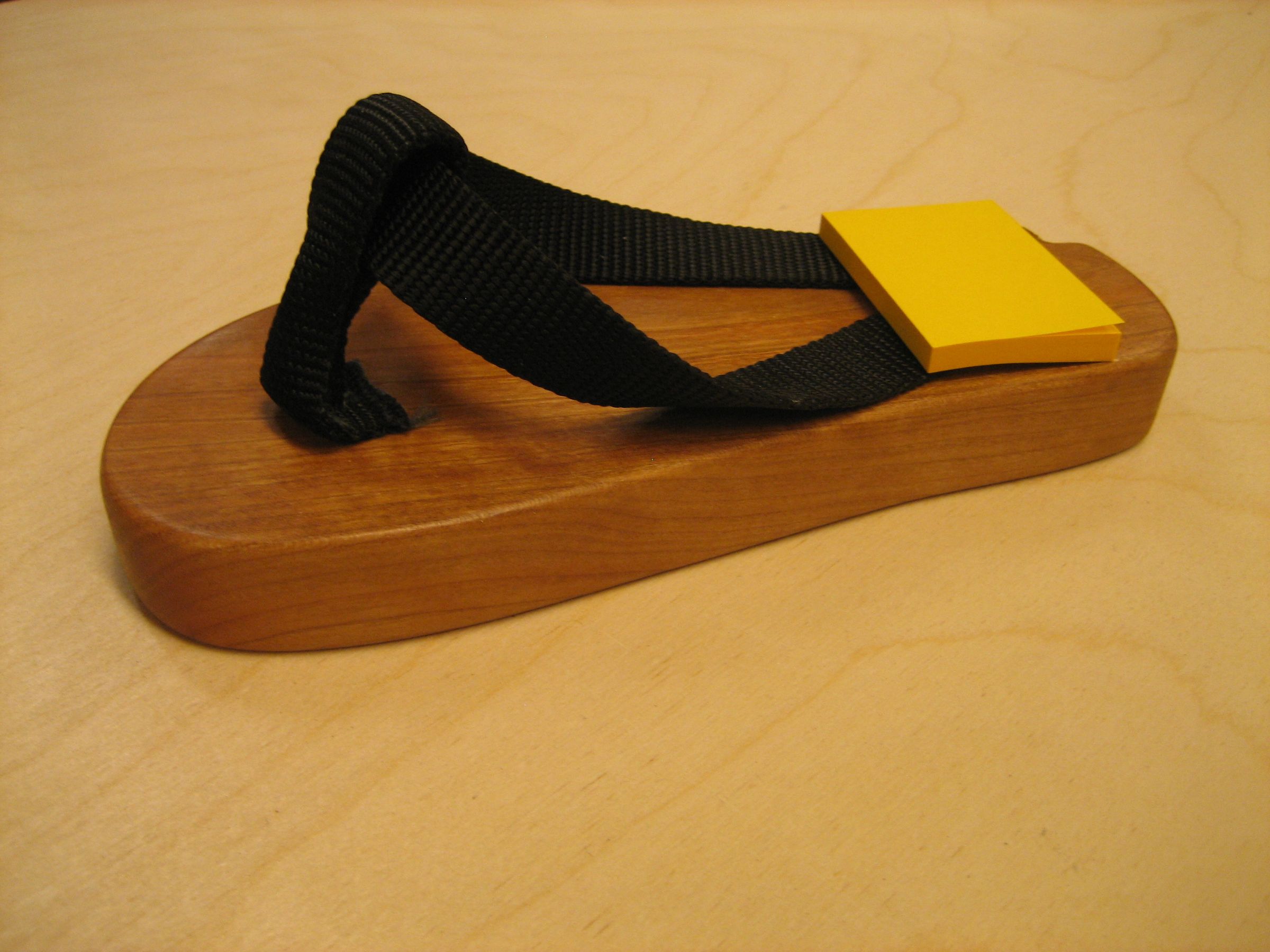 How to Make a Wooden Flip-Flop Paper Weight / Notepad Holder