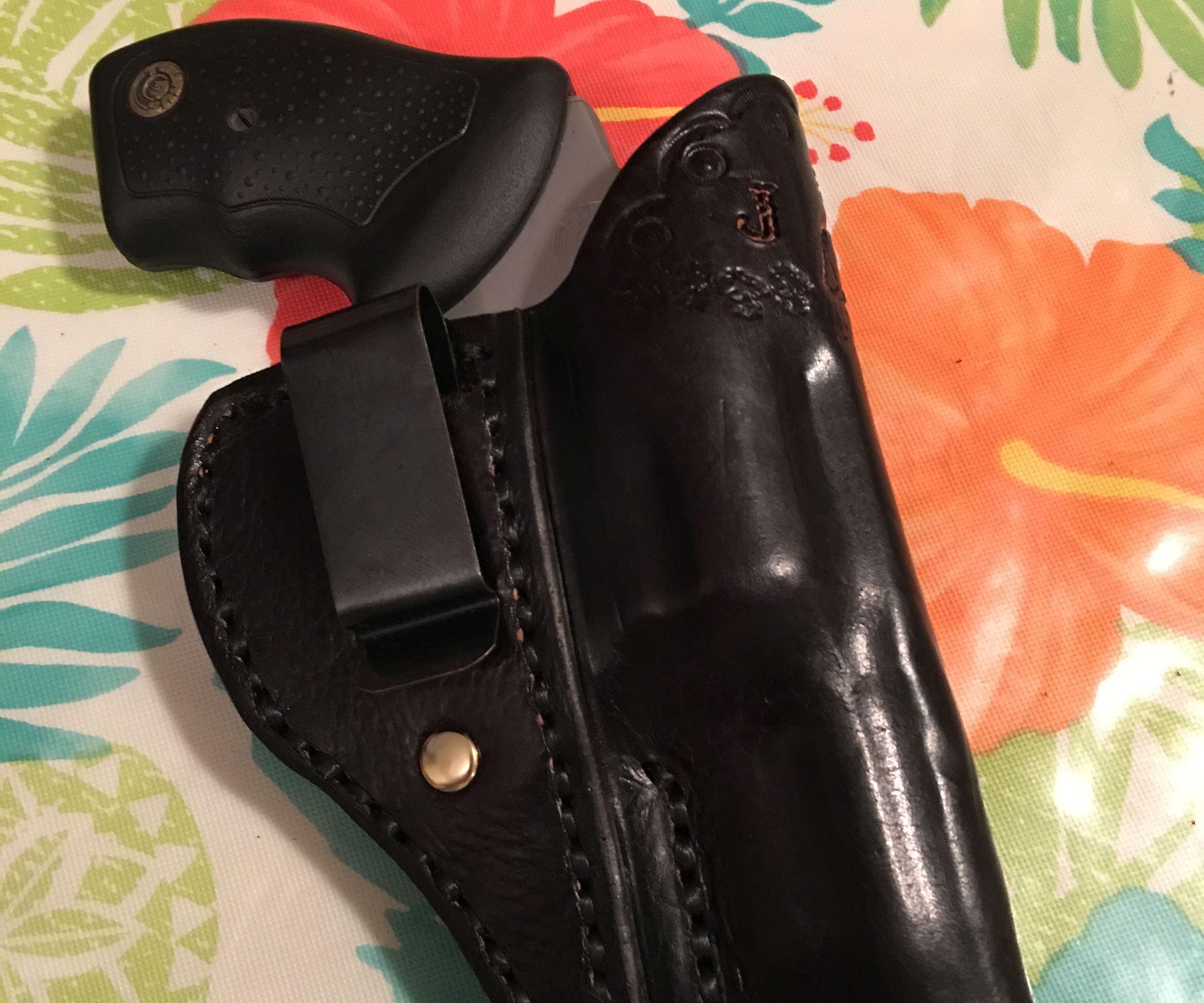 IWB Holster for Taurus 357 Magnum Snub Nose