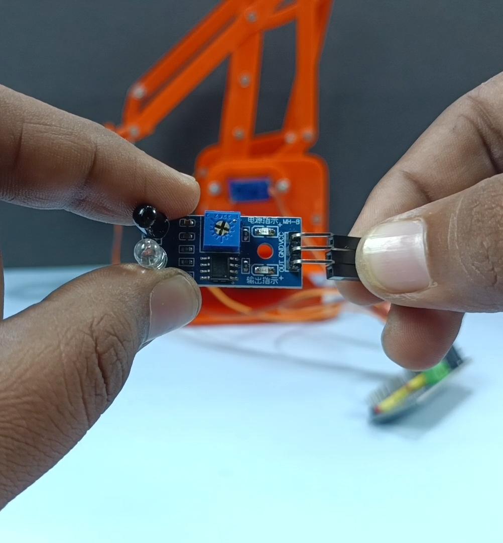 Build Your Own Object Tracking 4-DOF Robotics Arm With Arduino : 8 ...