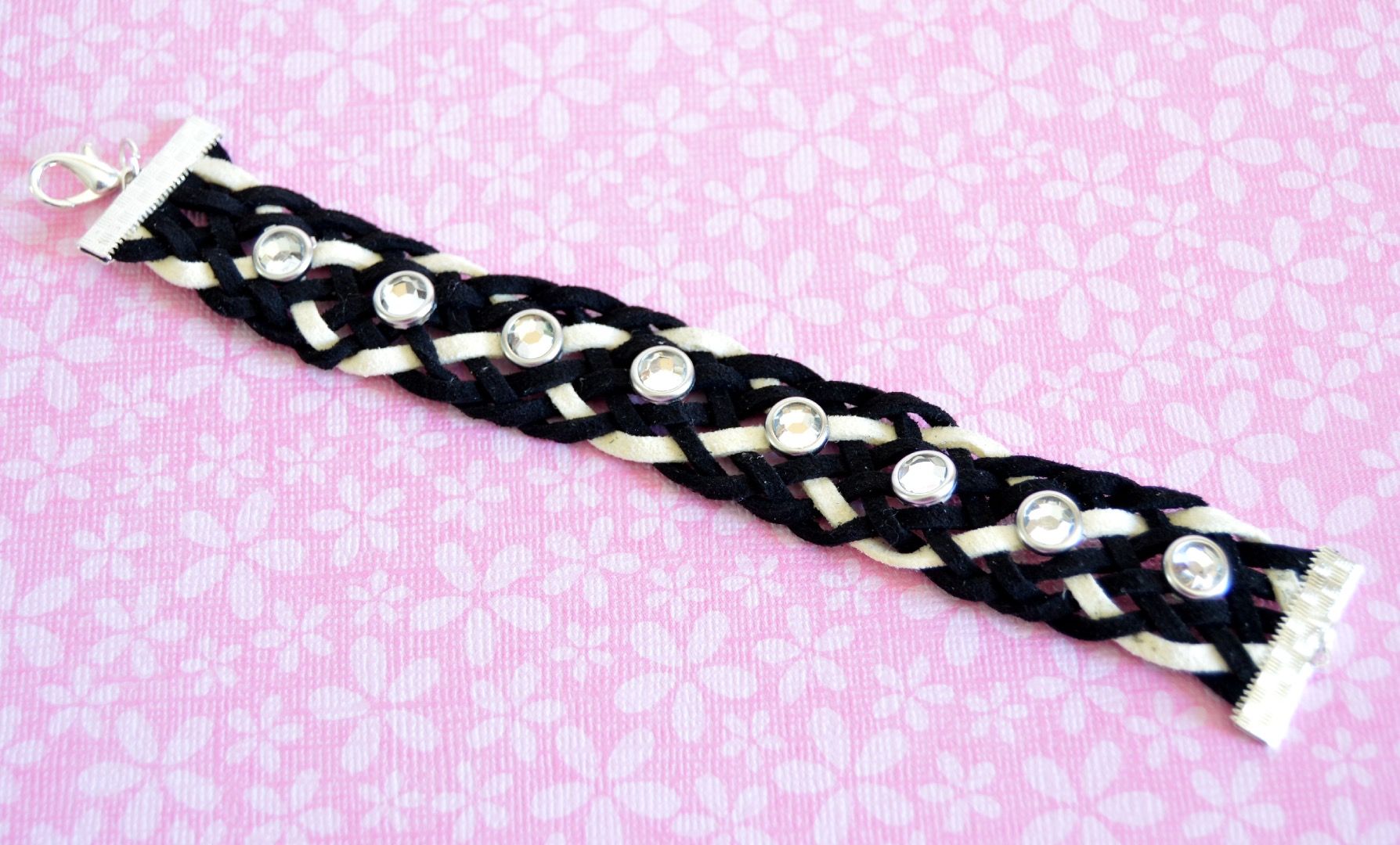 Update more than 80 xo friendship bracelet latest 3tdesign.edu.vn