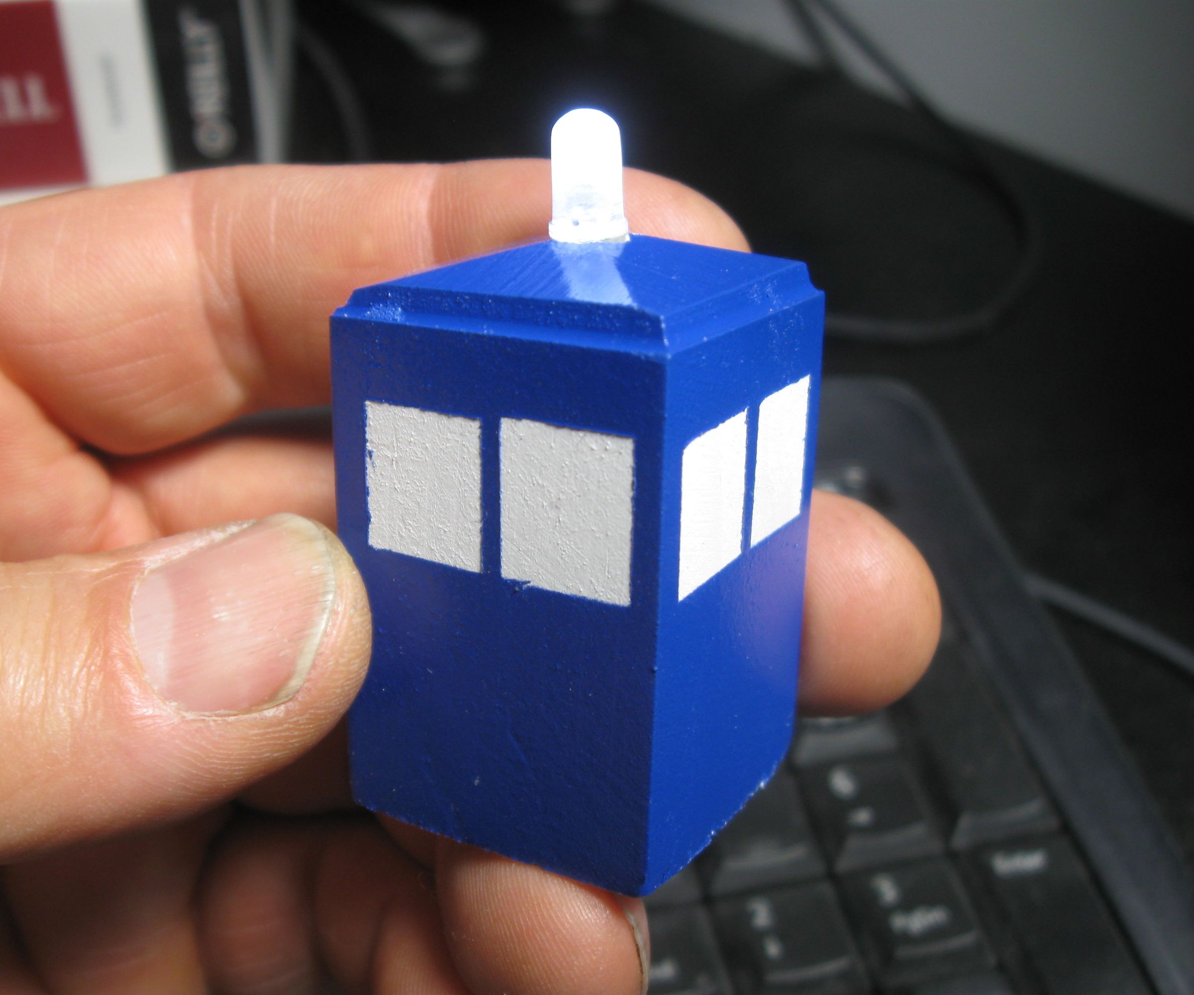 Miniature LED TARDIS Throwaways