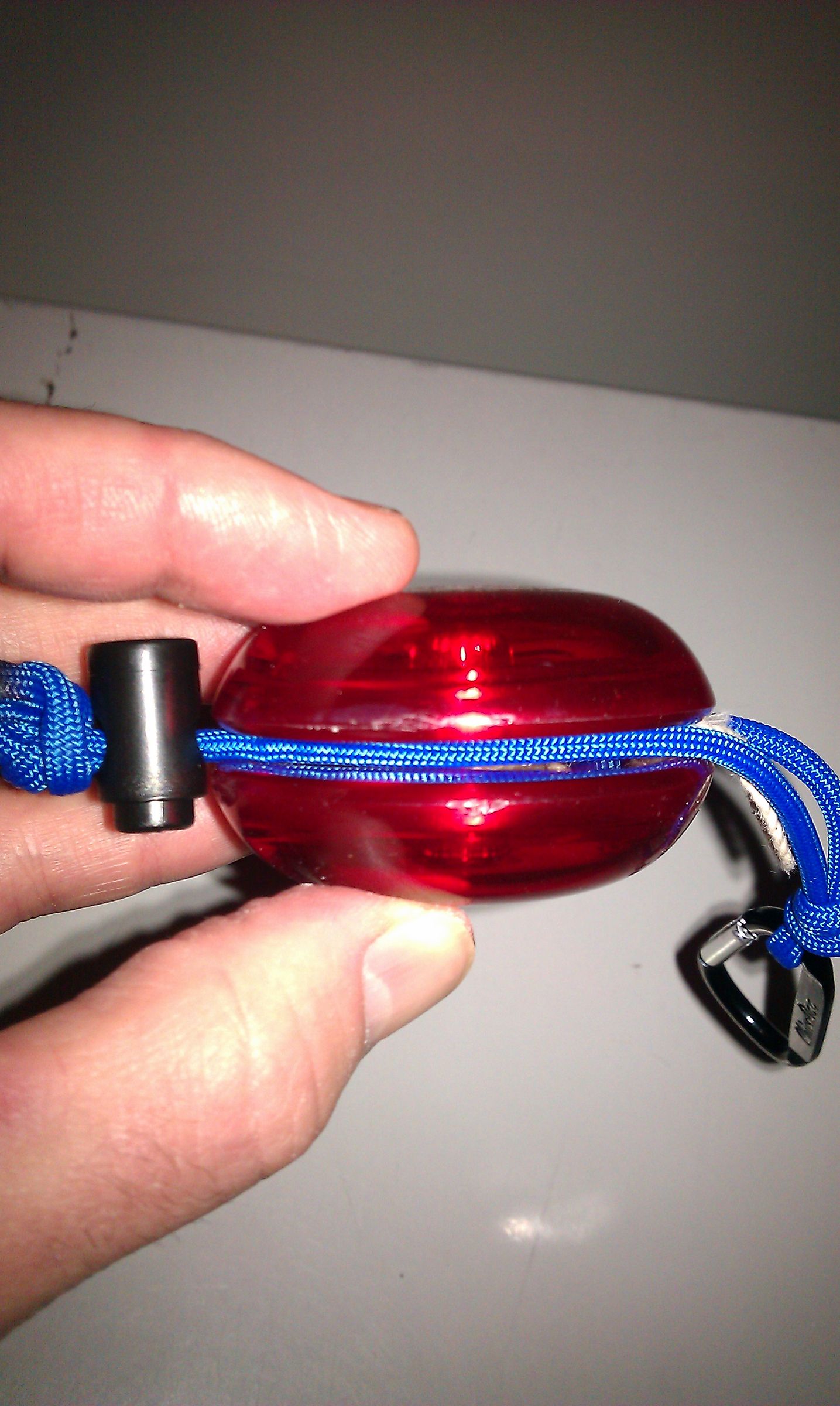 Paracord Yoyo (YoYo) Holster 3 Steps Instructables