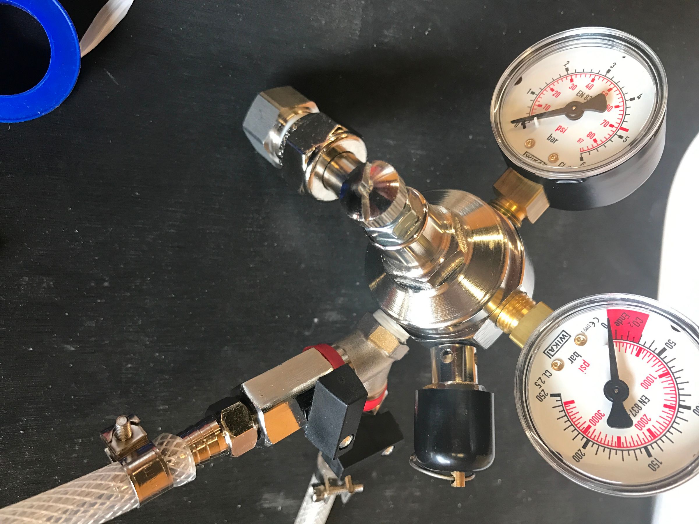 Convert a Mini Fridge Into a Kegerator 5 Steps (with Pictures