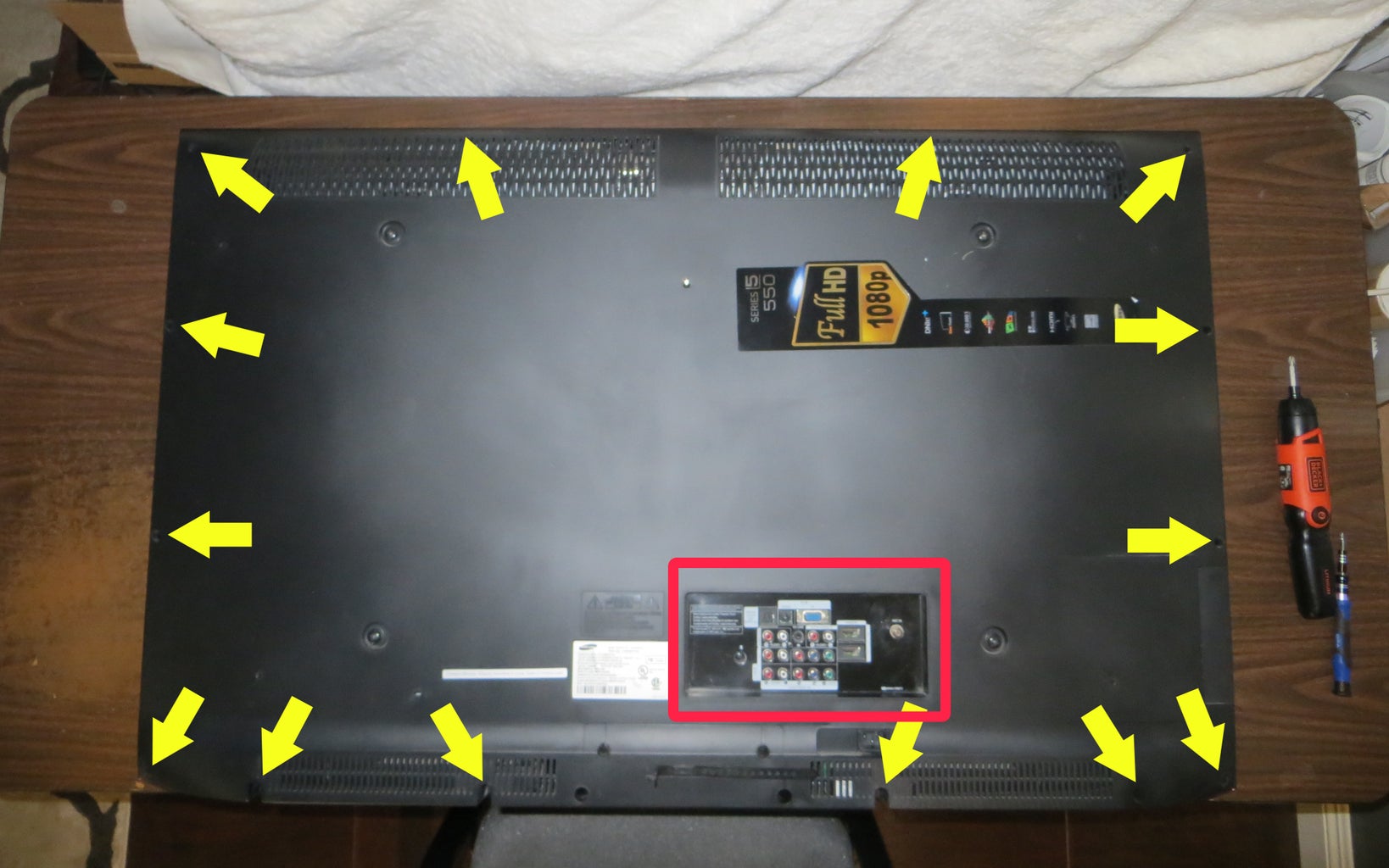 Крышка задняя lg телевизор. Телевизор Samsung ue32f5020ak. Samsung ue32f4000aw. Задняя панель телевизора самсунг ue32d4010nw.