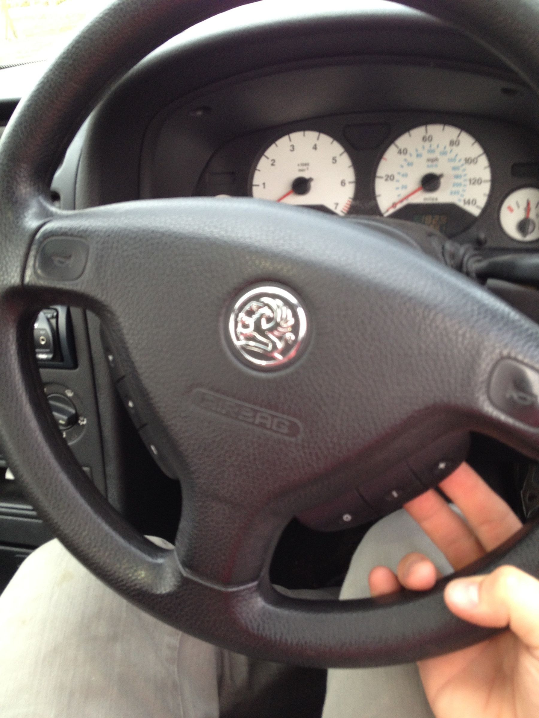 Sony XPLOD Car stereo stalk adapter / AUX out hack