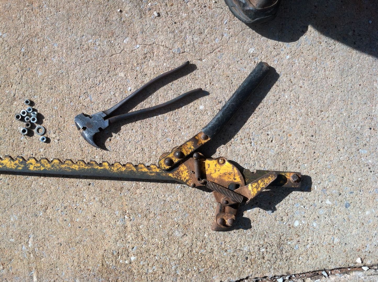 SPLICING BARBED WIRE SAFELY 5 Steps Instructables