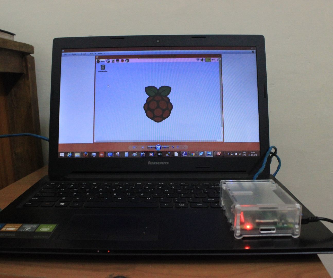 How to Use Raspberry Pi2 With a Laptop Display Using VNC Server