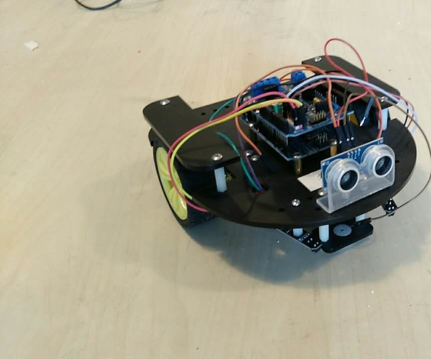 Obstacle Avoiding Robotic Vehicle