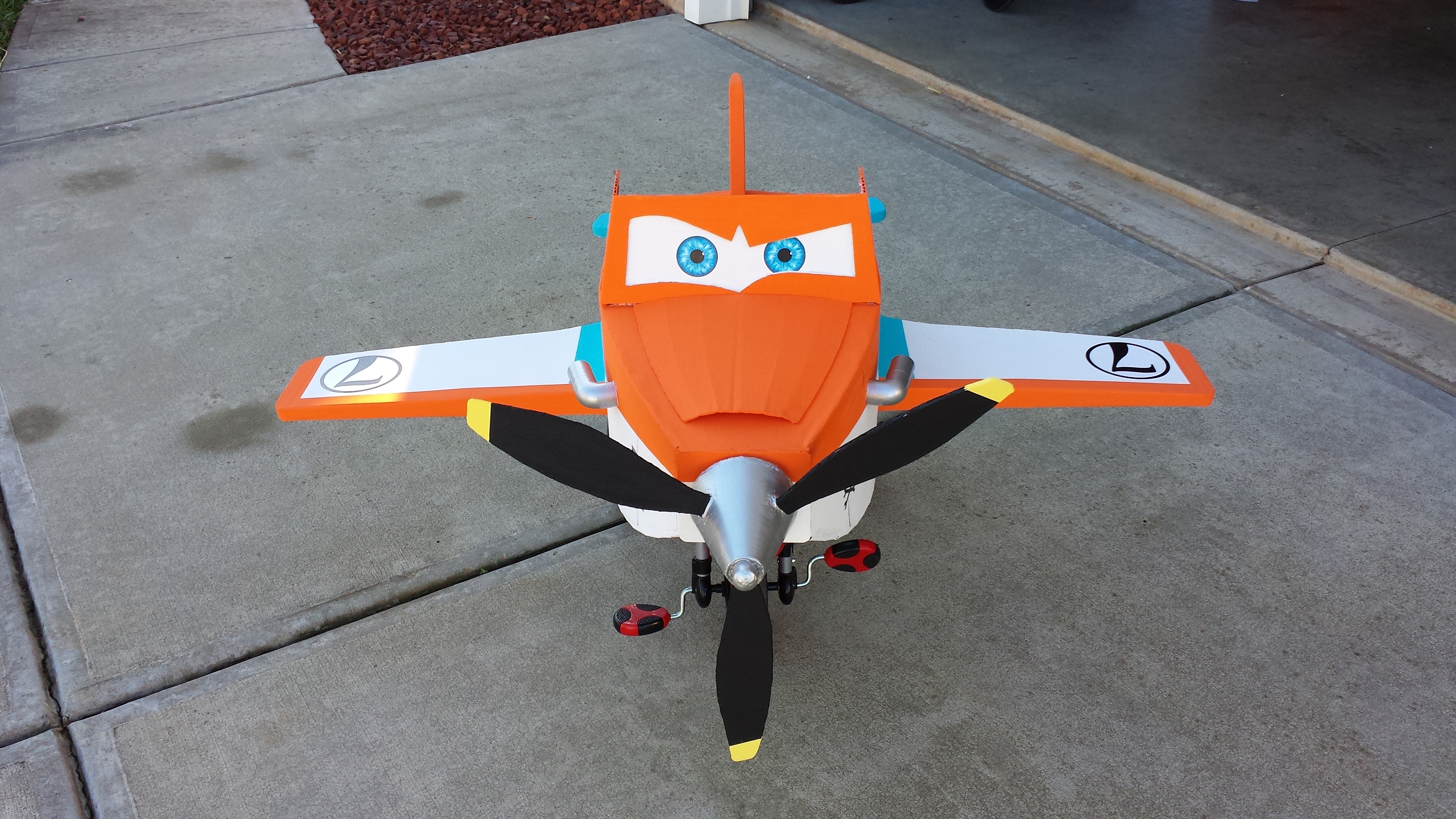 Disney Planes Dusty Crophopper Costume : 10 Steps (with Pictures