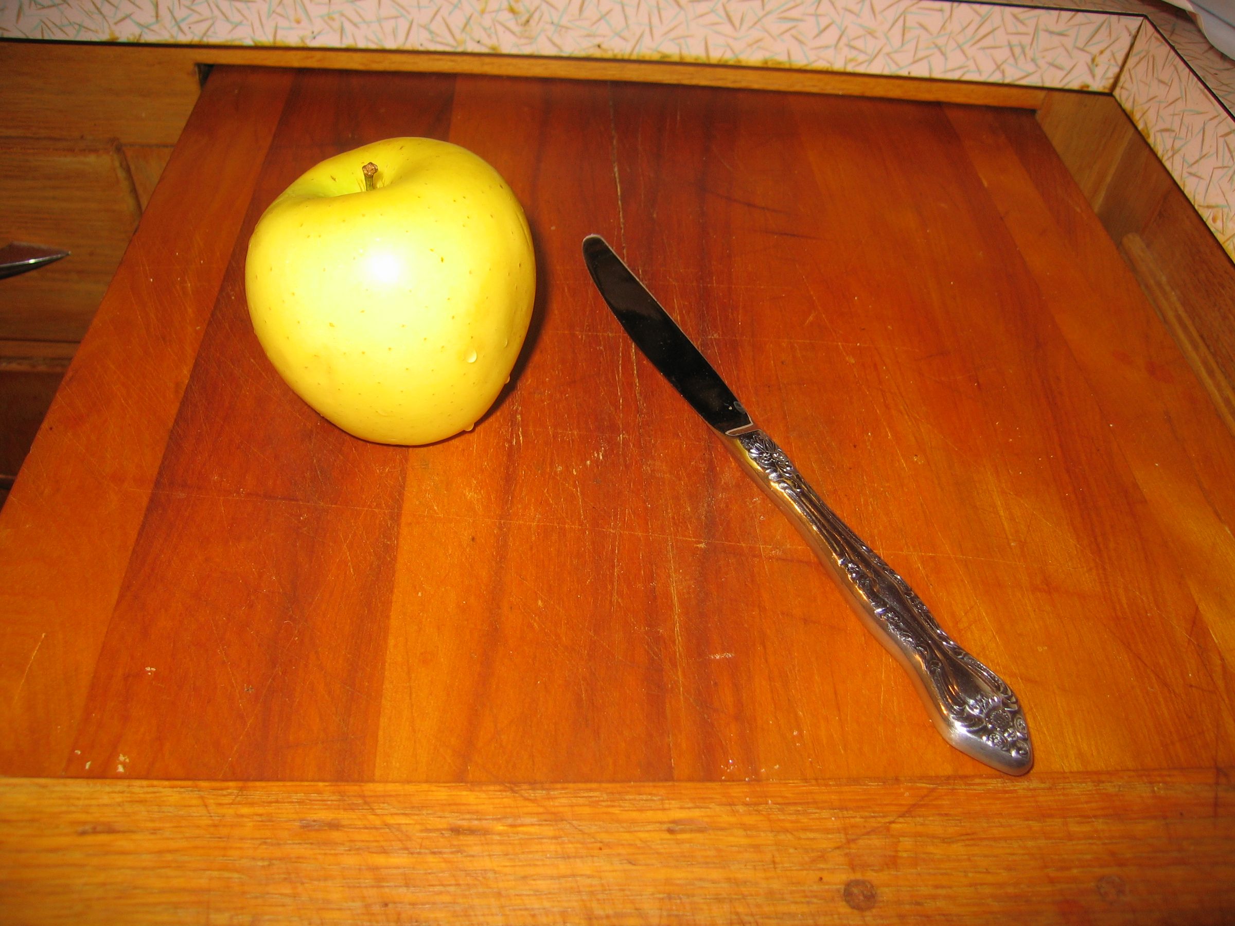 How to Core an Apple (the Fun Way!) 7 Steps Instructables