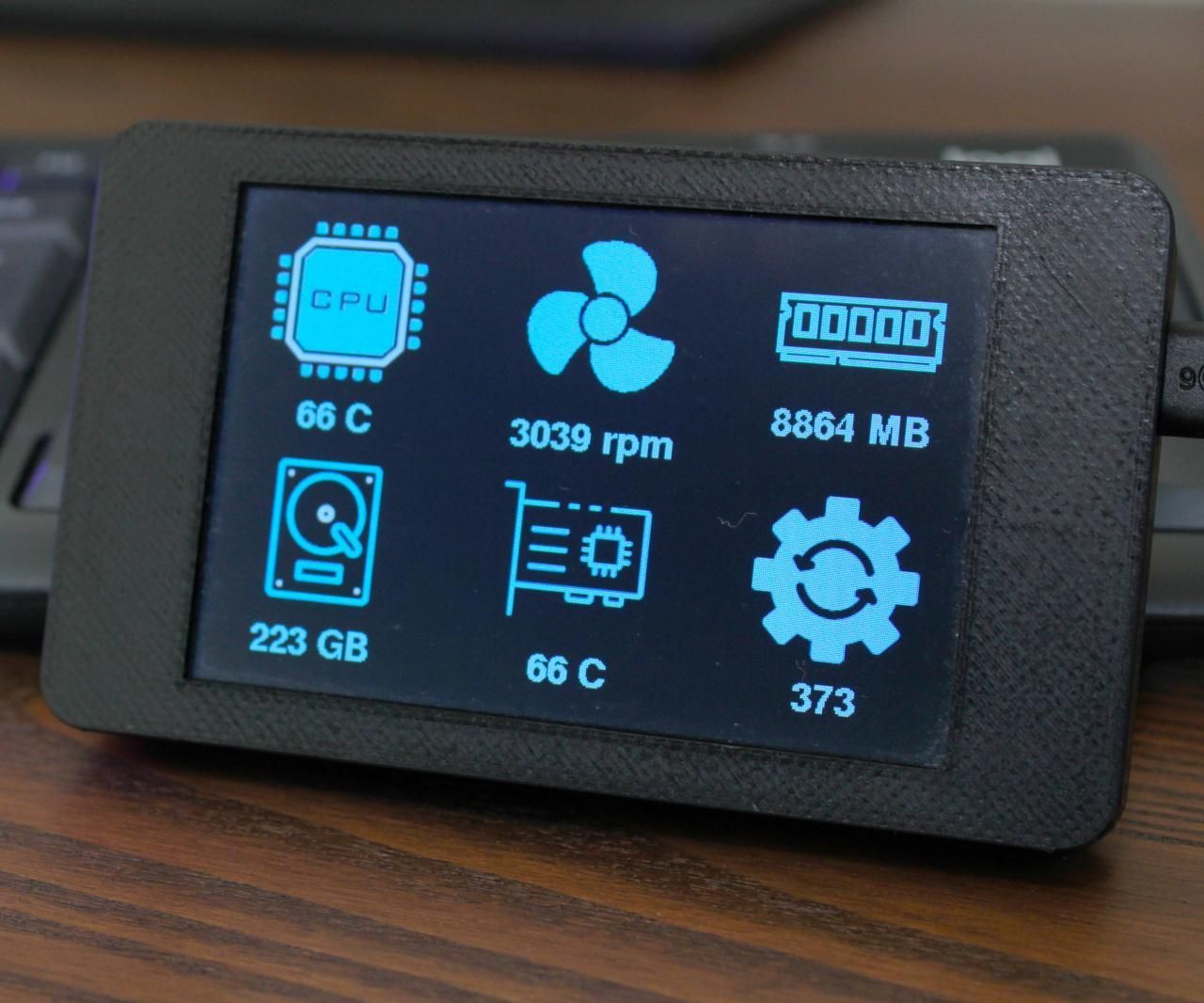 Bluetooth System Monitor Using ESP32 + TFT Screen
