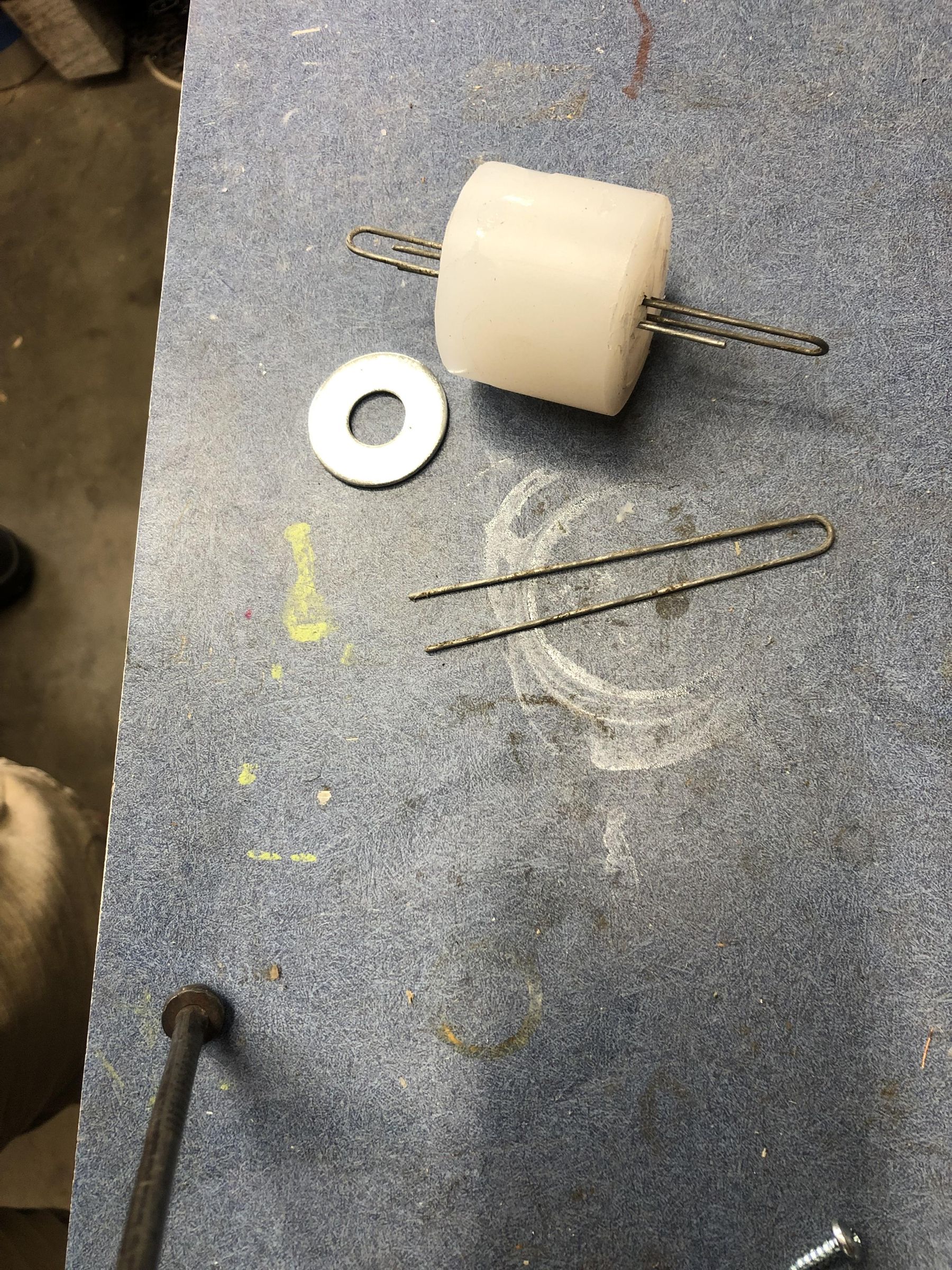 Vibration Isolator Out of Silicone Caulk 6 Steps (with Pictures