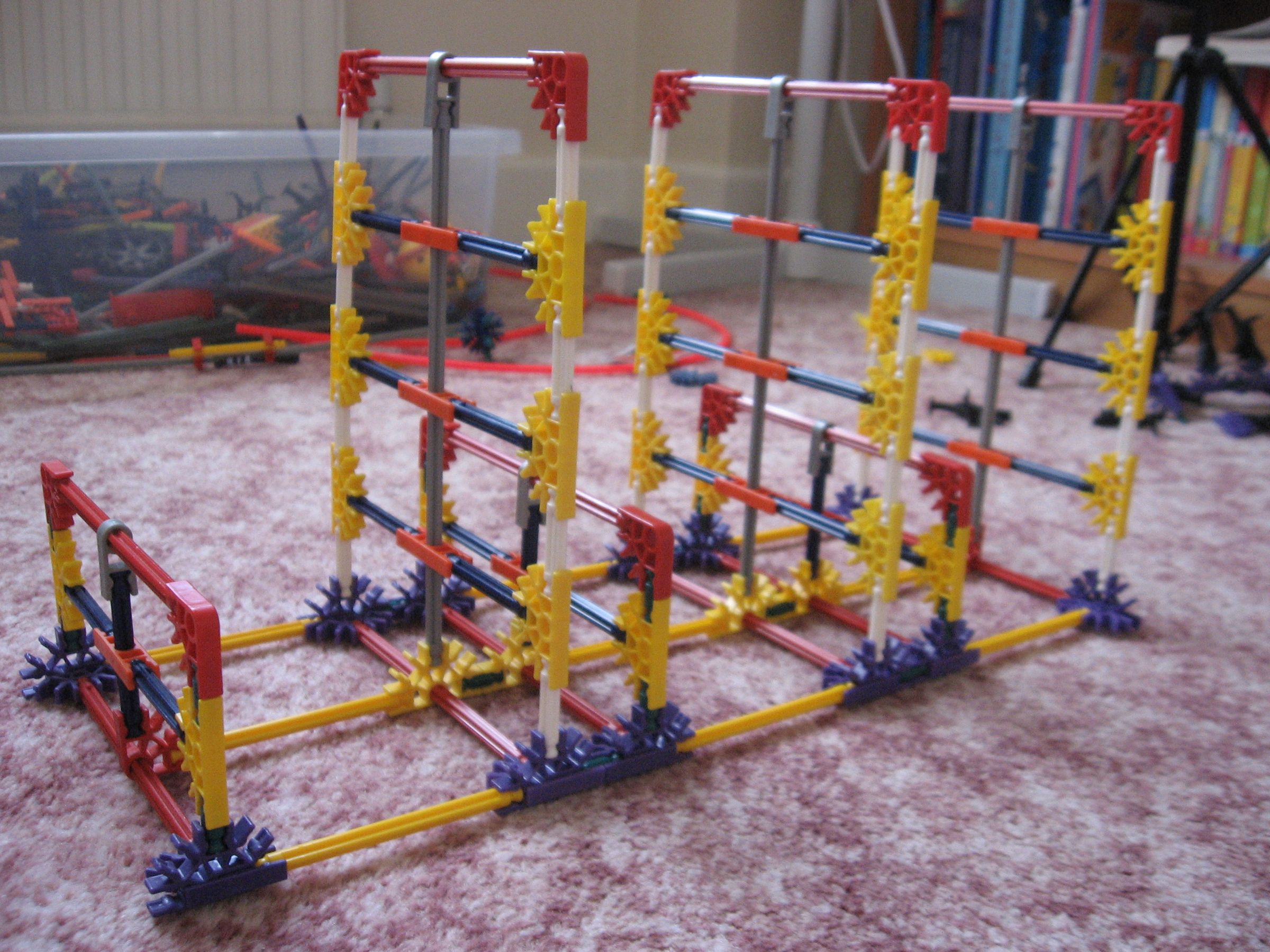 K'nex File Holder