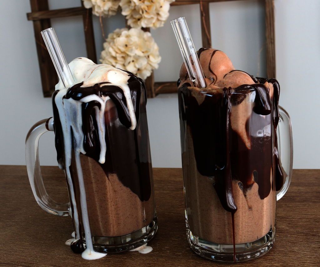Kit Kat Milkshake Chocolate/Vanilla 8 Steps (with Pictures)