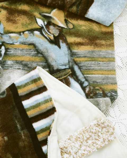 "Cozee-Robe" With Handsleeve and Booties