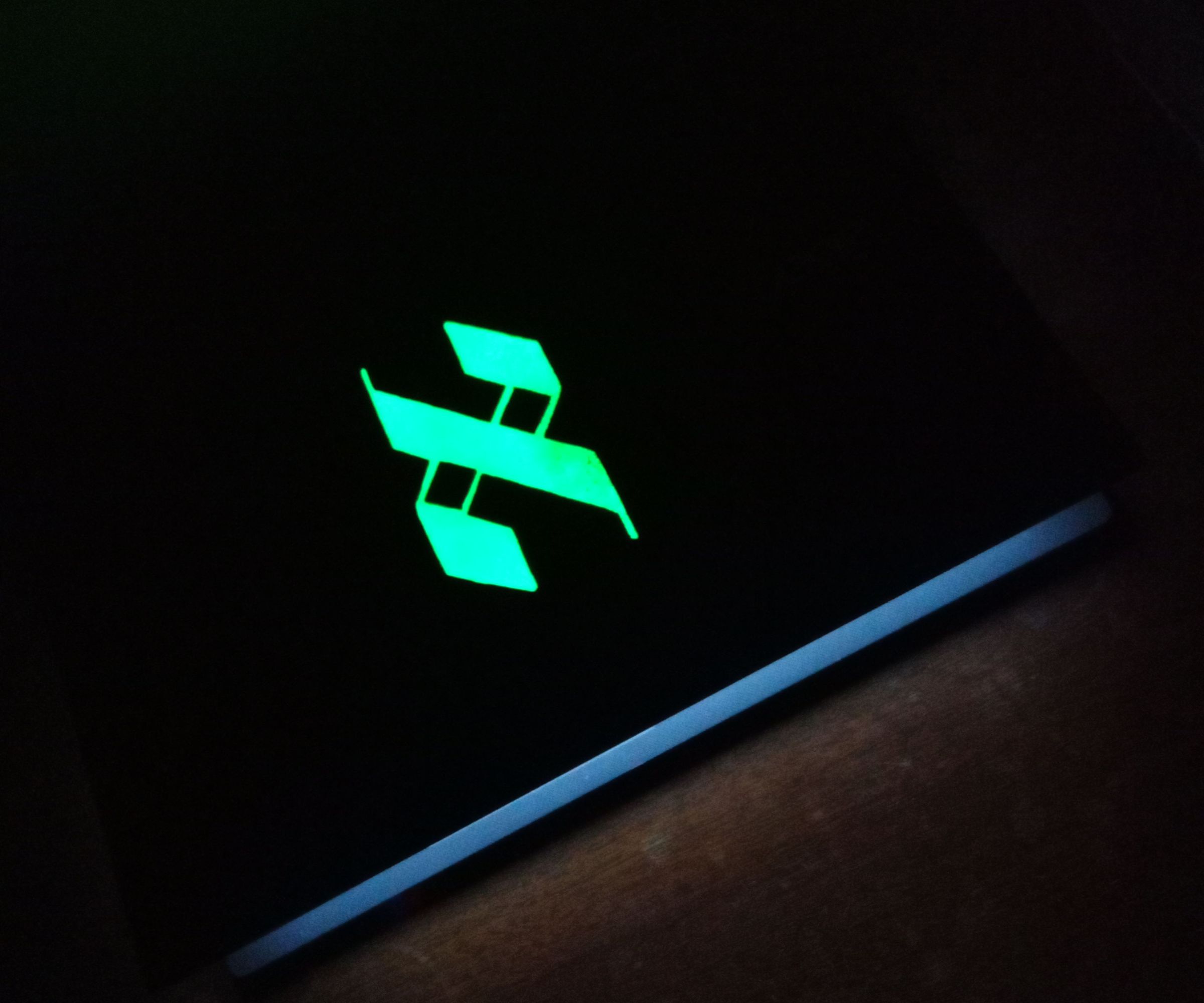 Custom Glowing Laptop Insignia/Symbol - No Wiring Needed
