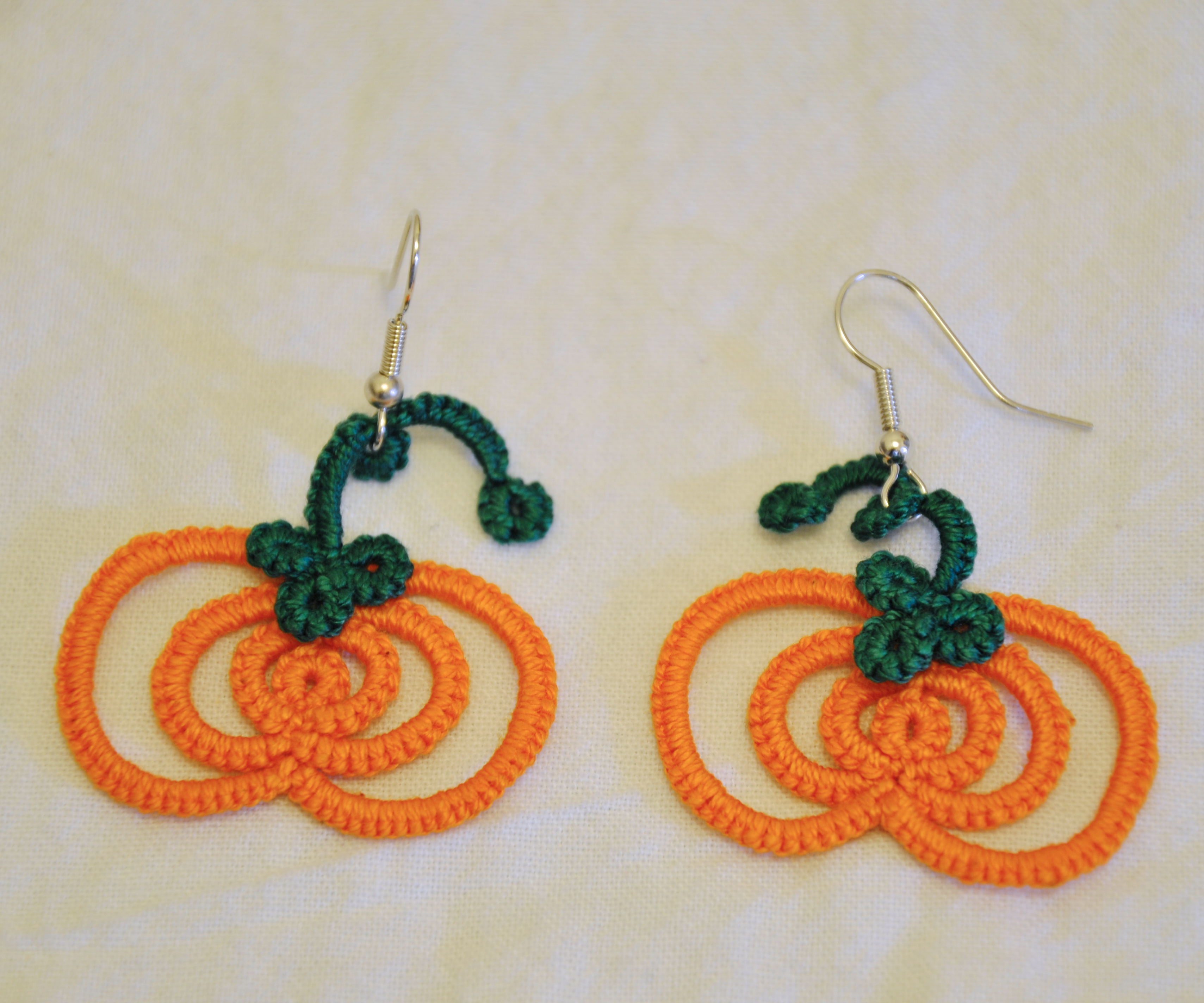 Tatted Pumpkin Earrings