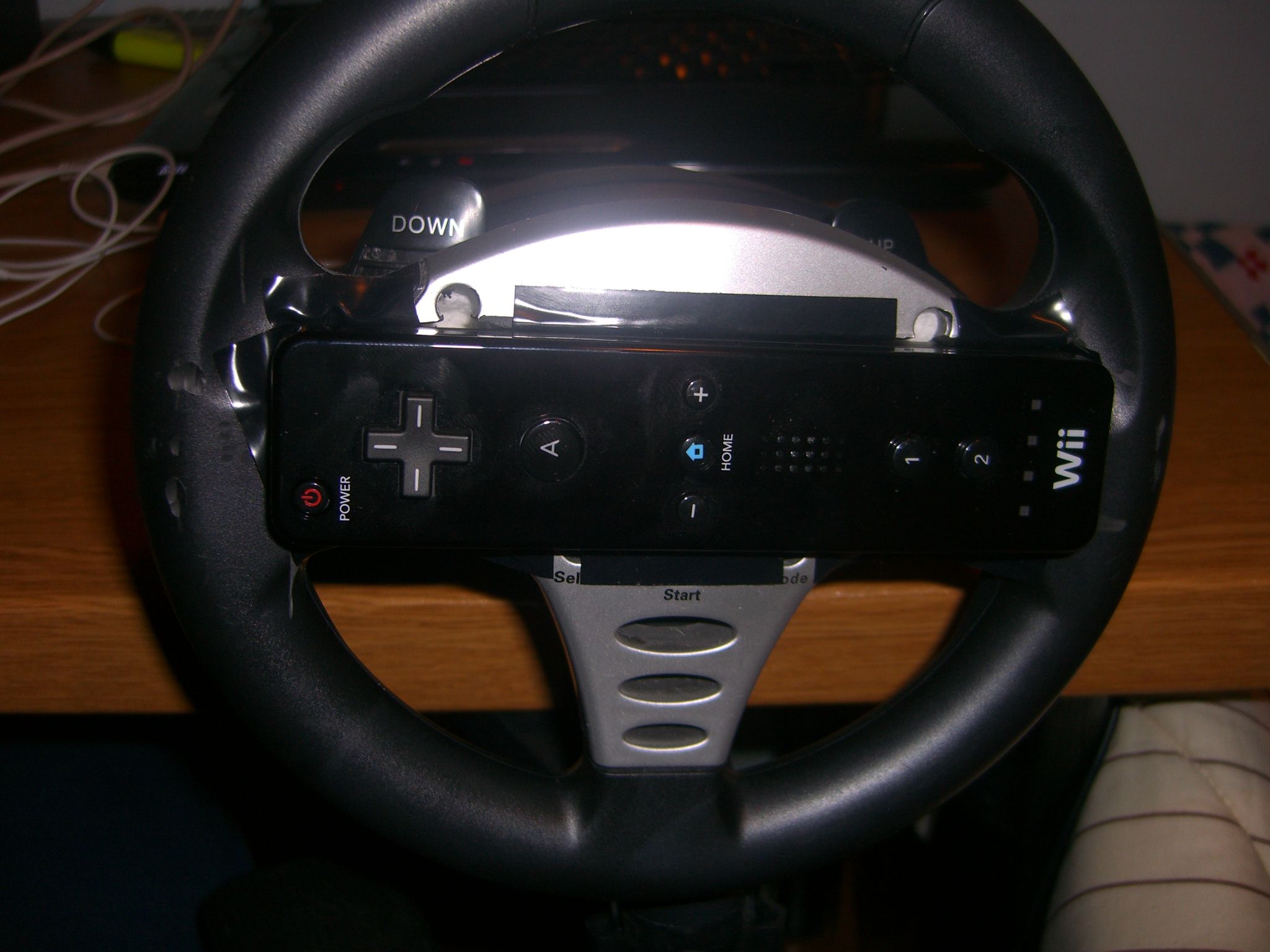 Transform a Ps2 Steering Wheel Into a Wii Steering Wheel 8 Steps
