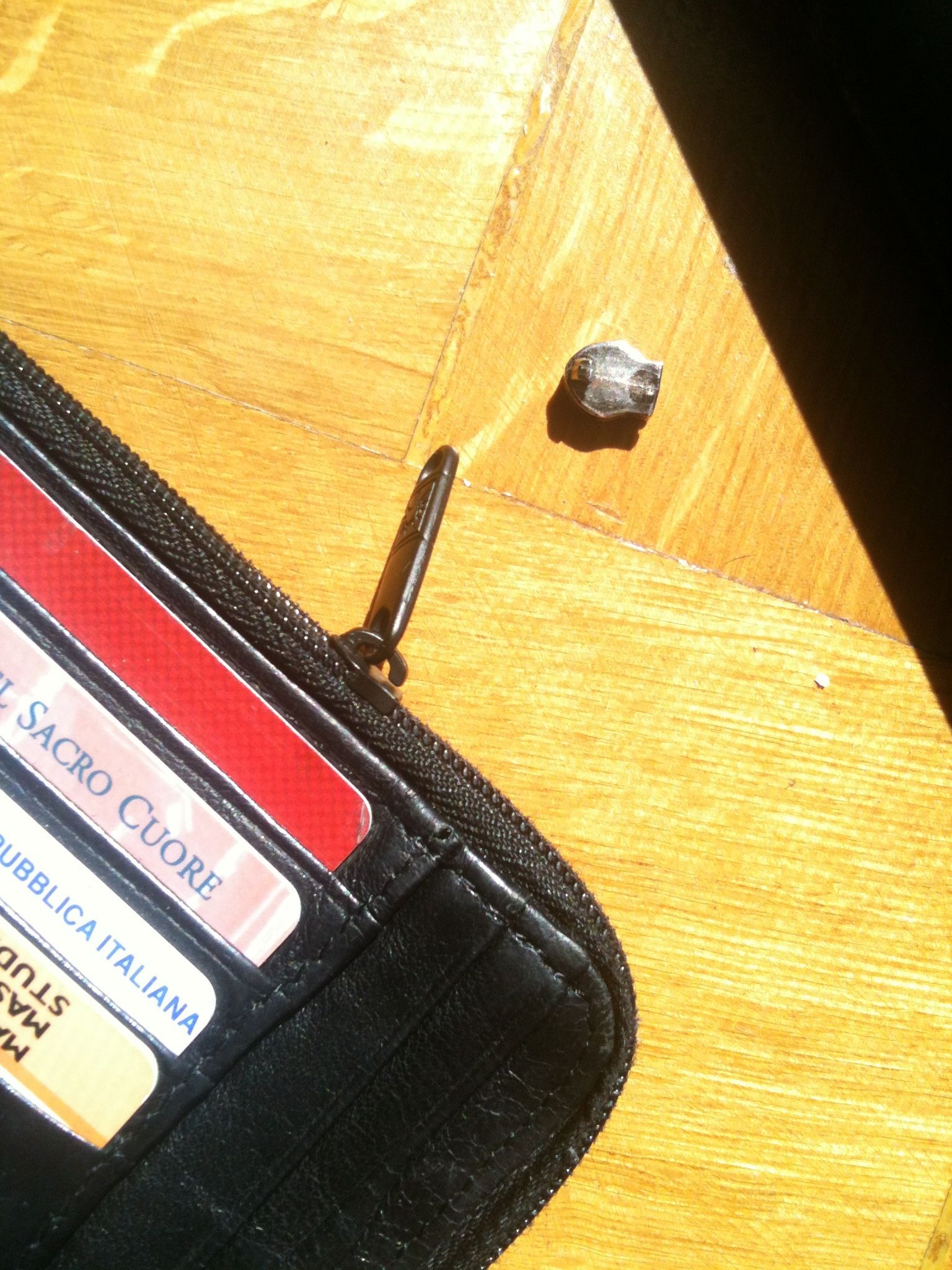 Fix a Broken Zip 4 Steps Instructables