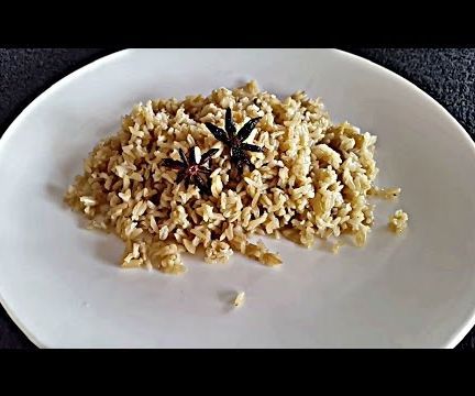 Green Coriander Pilaf With Brown Basmati Rice - Hara Dhaniya Pulao - Hissingcooker.com