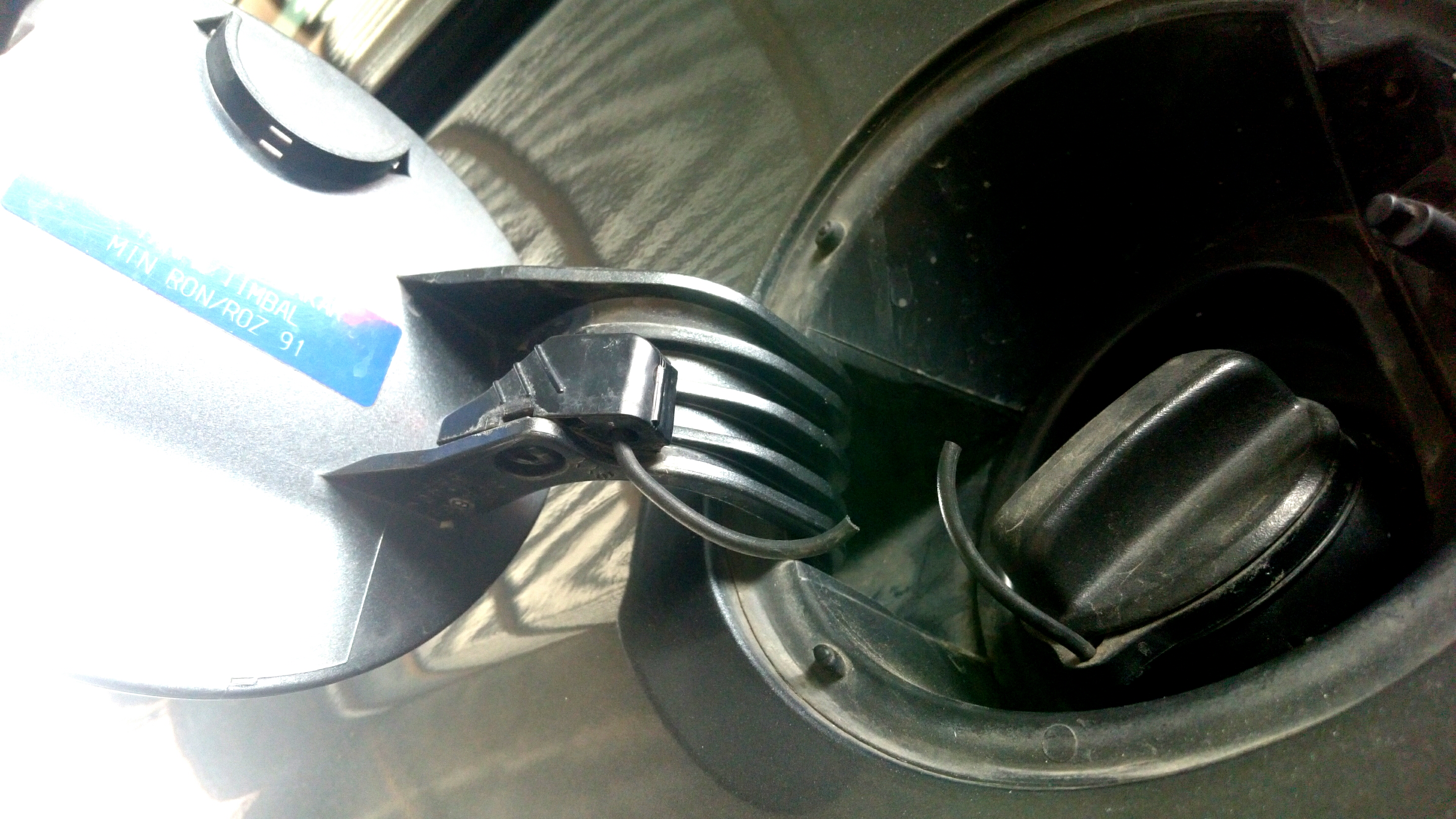 Sugru Fix My Car 12 Steps (with Pictures) Instructables