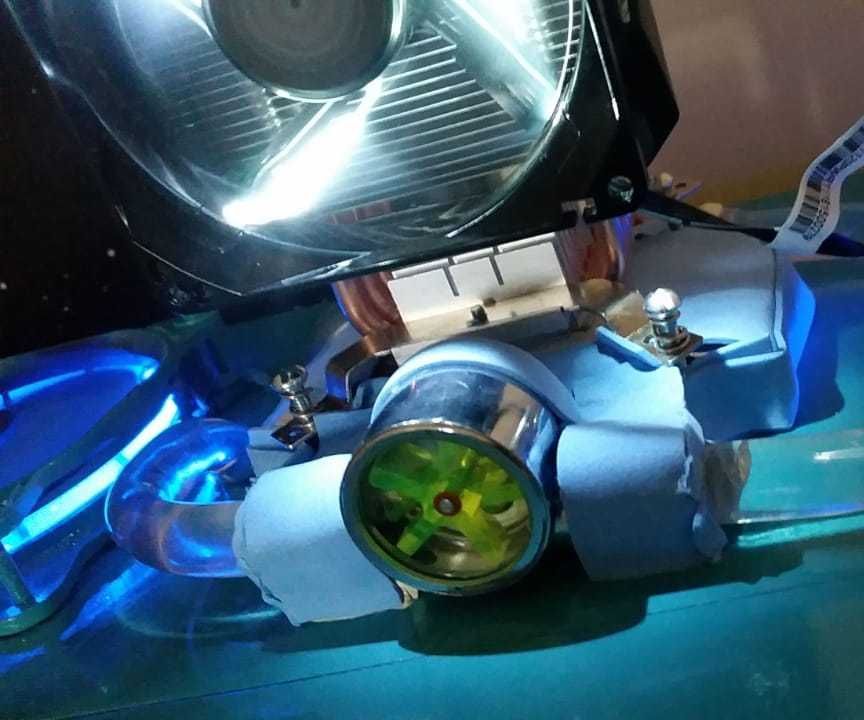 Tampa De Aquário Automatizada.