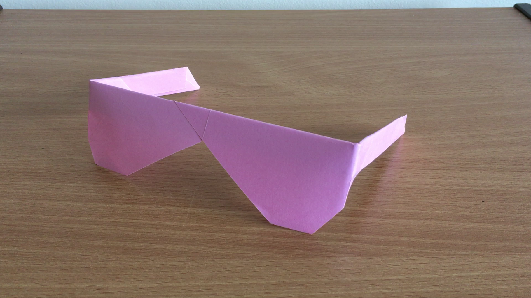 How to Make Traditional Origami Sunglasses 10 Steps Instructables
