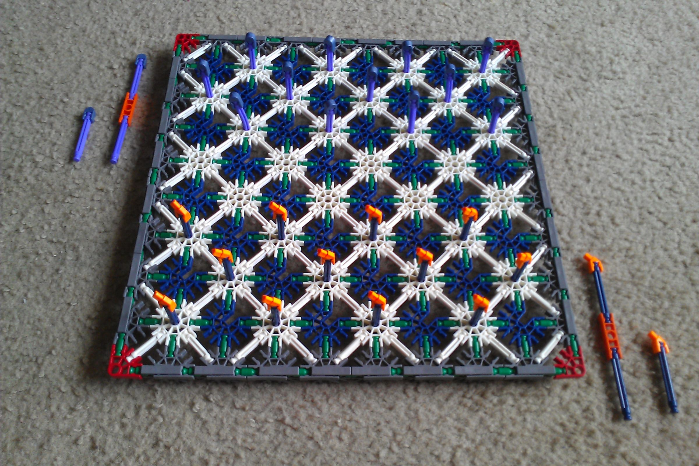 Checkers: K'nex Style!