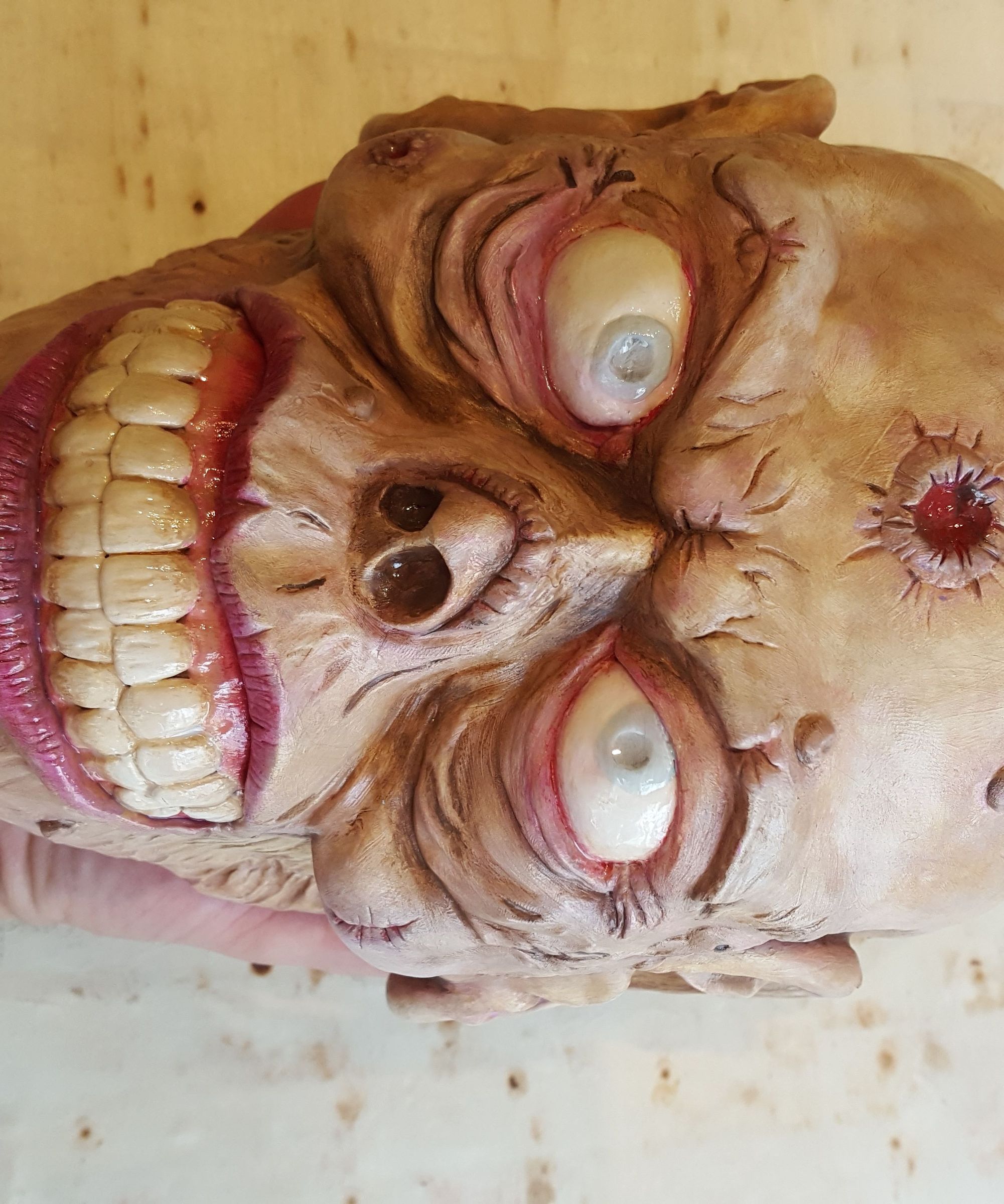 Halloween Zombie Head Prop