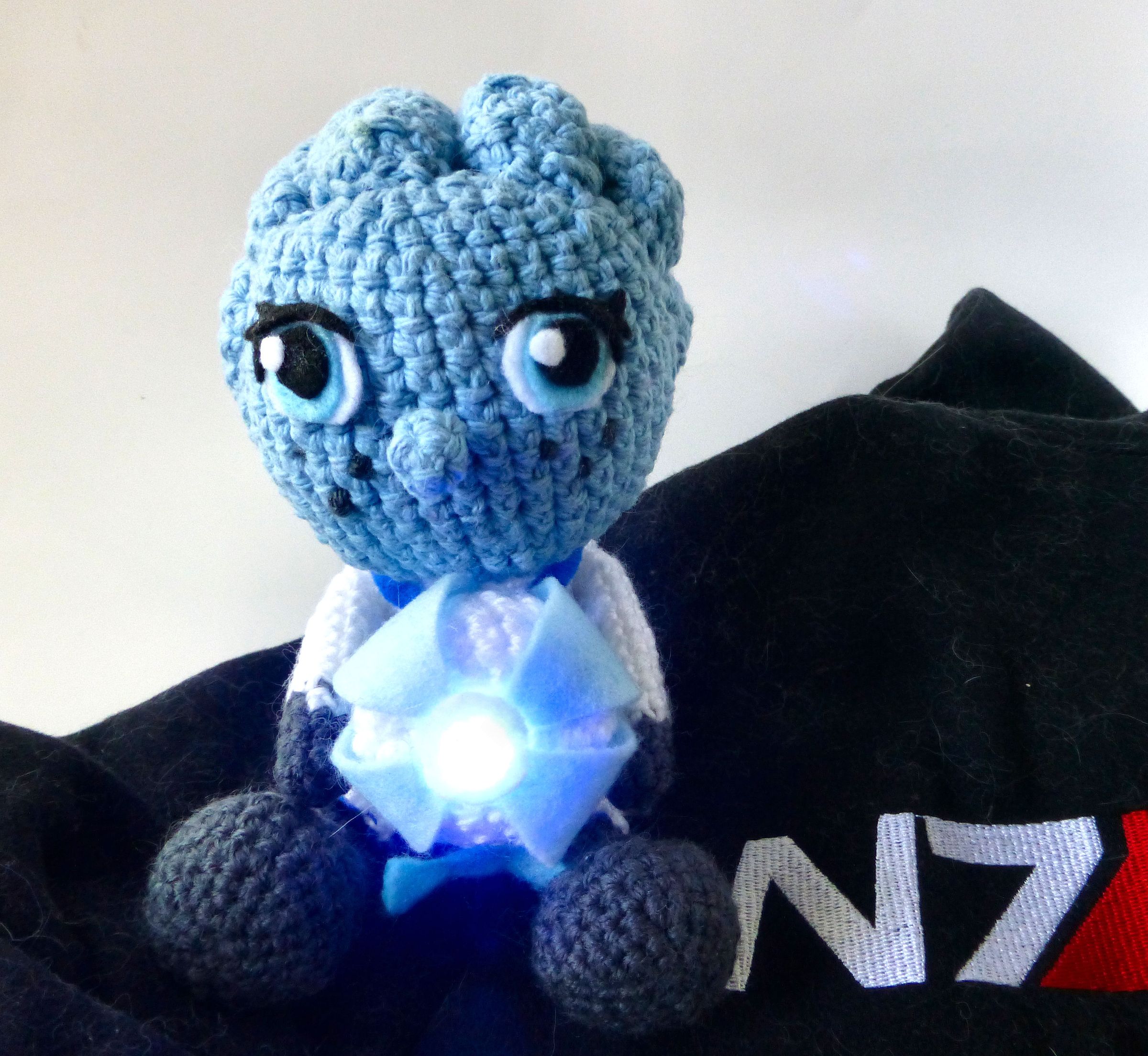 Mass Effect Crochet: Liara T'Soni and Glyph