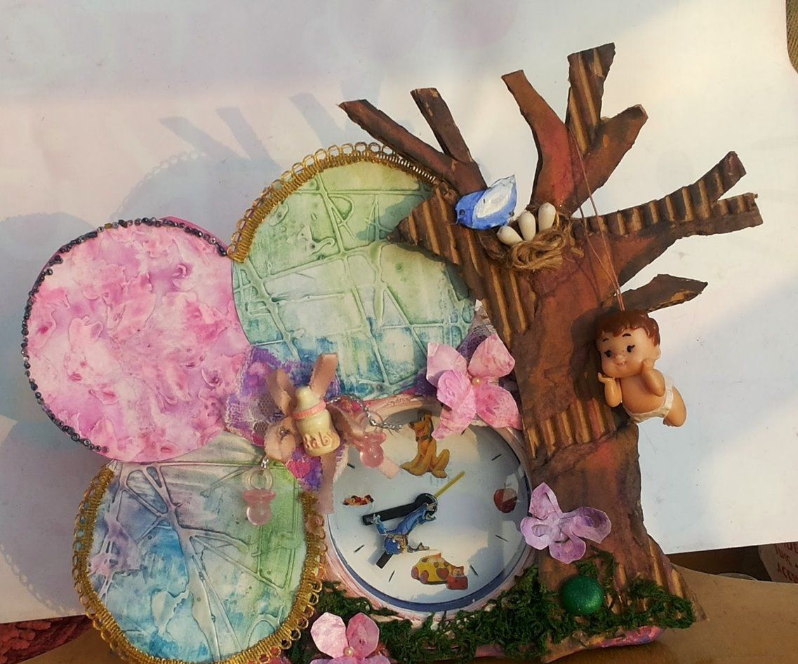 Clock Cum Photo Frame From Scrap