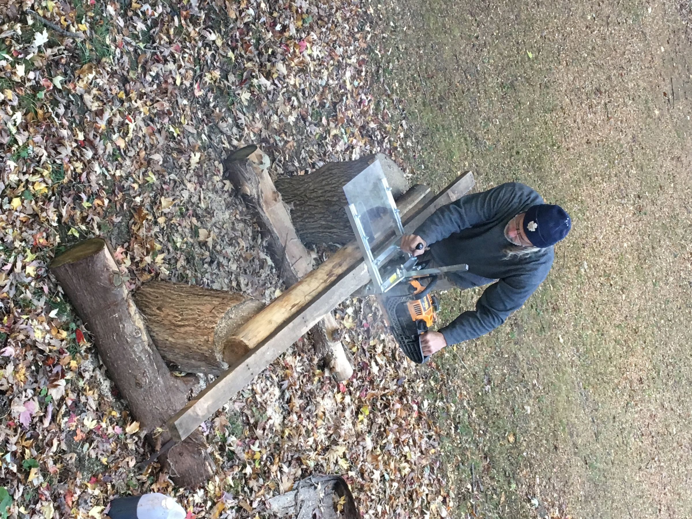 Cutting Wood Slabs With a Chainsaw Mill 5 Steps (with Pictures