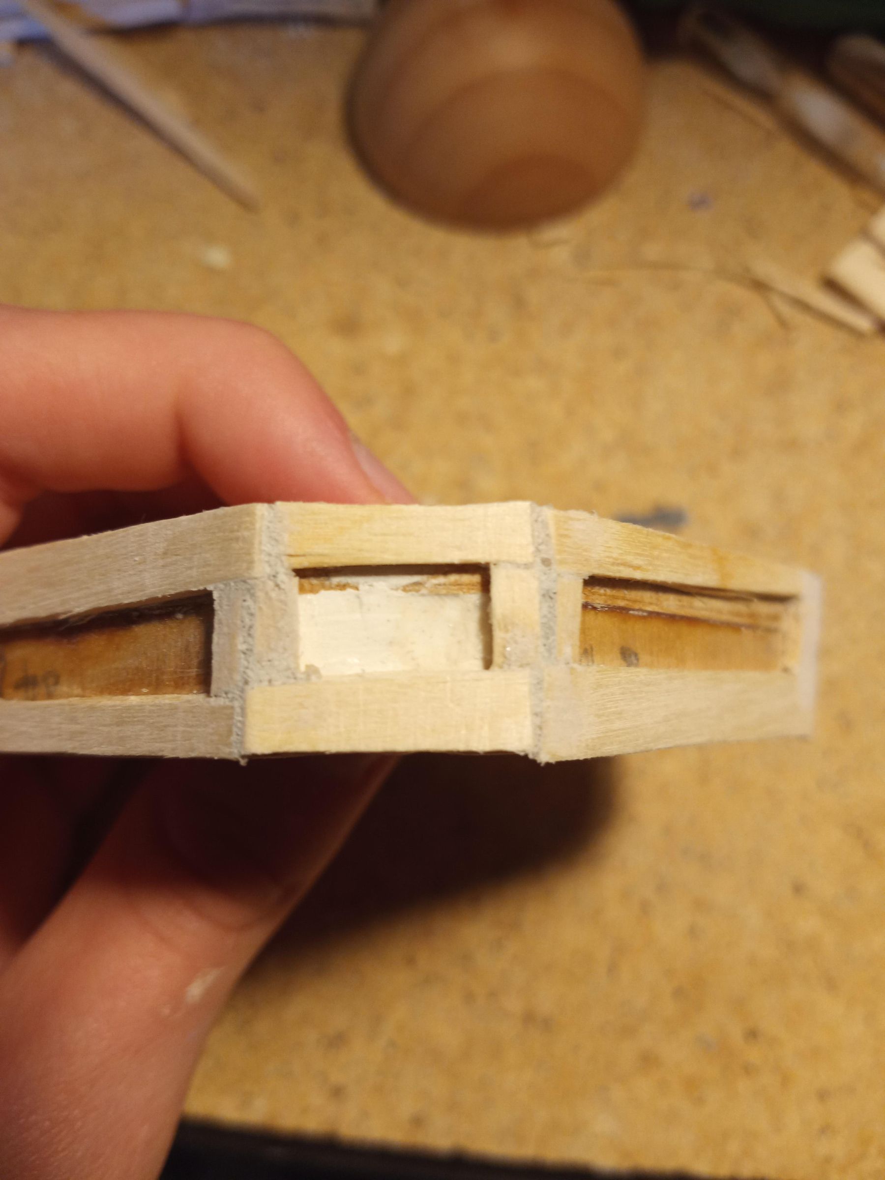 The Compass That Doesn't Point North 10 Steps (with Pictures