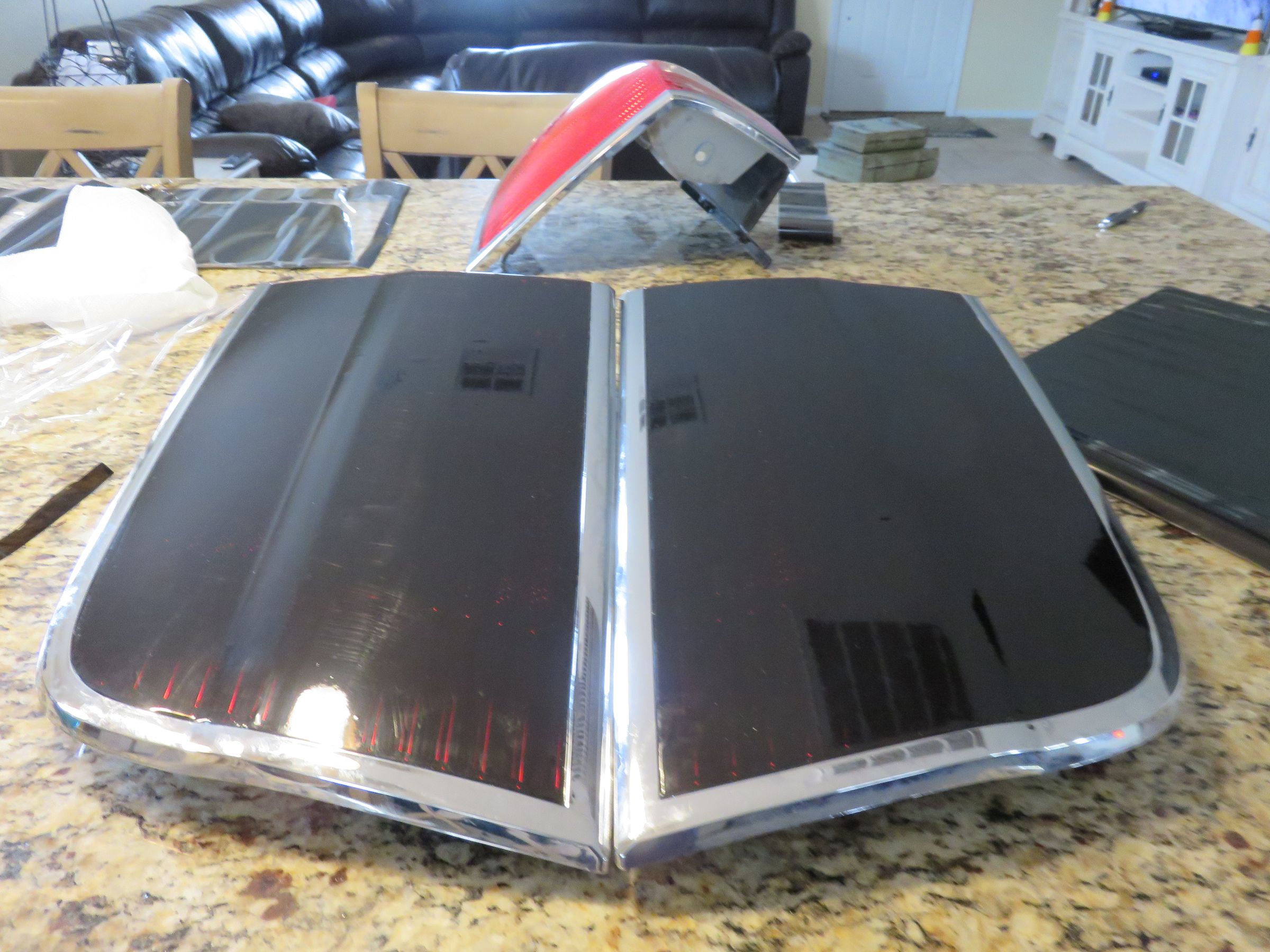 How to Tint Tail Lights With Adhesive Vinyl. 8 Steps (with Pictures