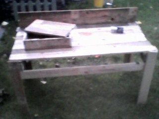 WorkBench From a Wooden Pallet.