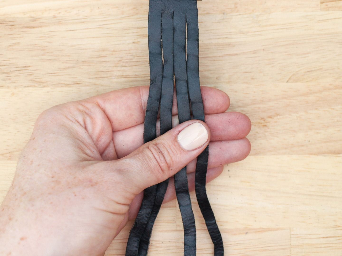 Making Braided Leather 7 Steps (with Pictures) Instructables