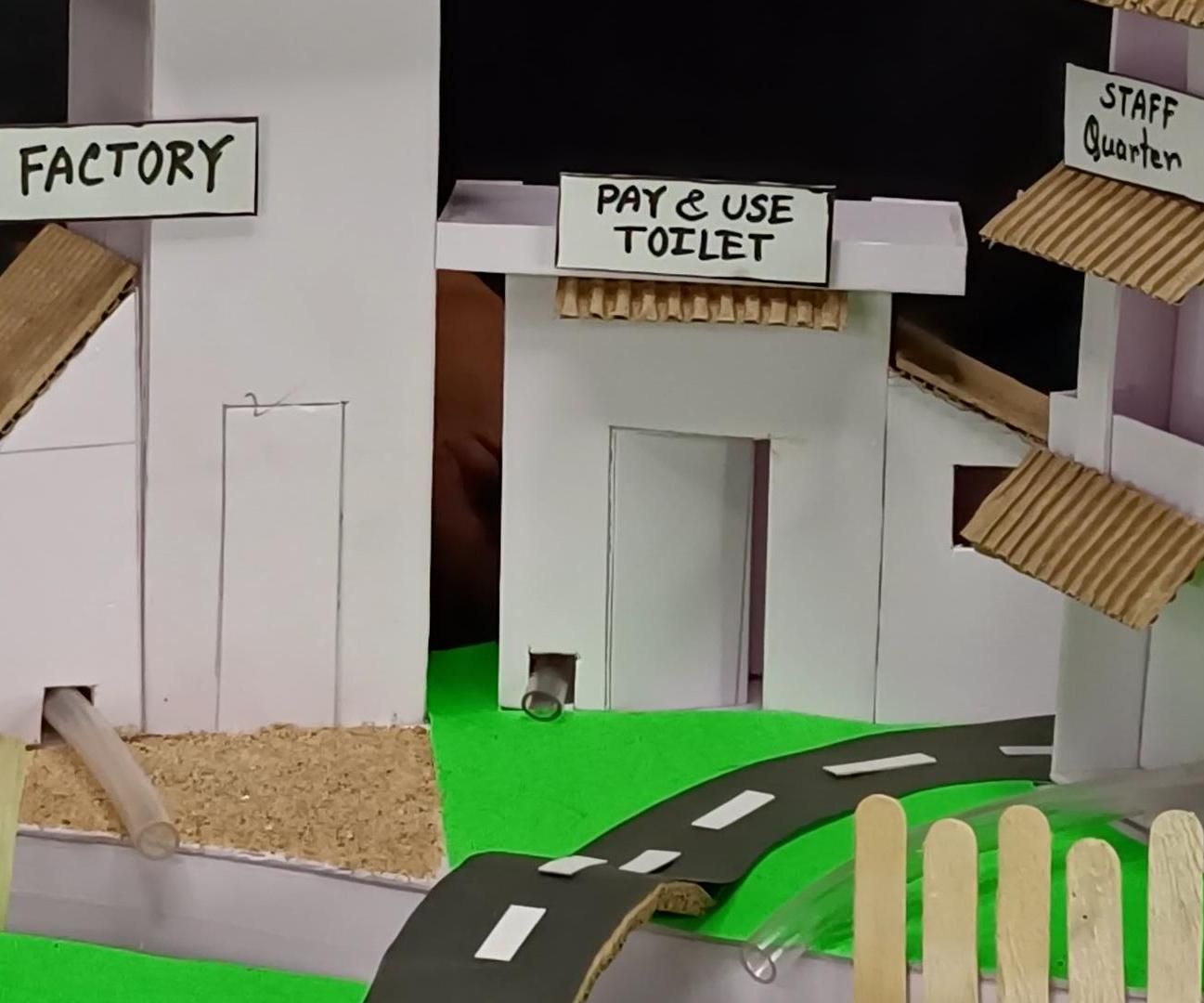 Understanding Water Pollution: a DIY Model of Industrial Impact on Rivers