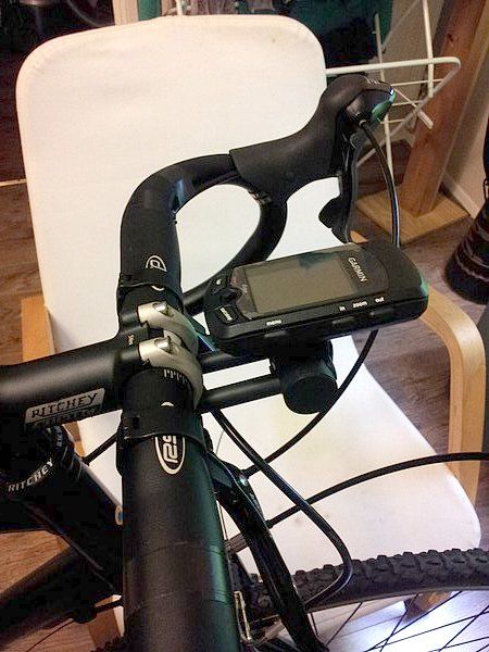 Garmin bicycle GPS (705/805) mount (to stem faceplate)