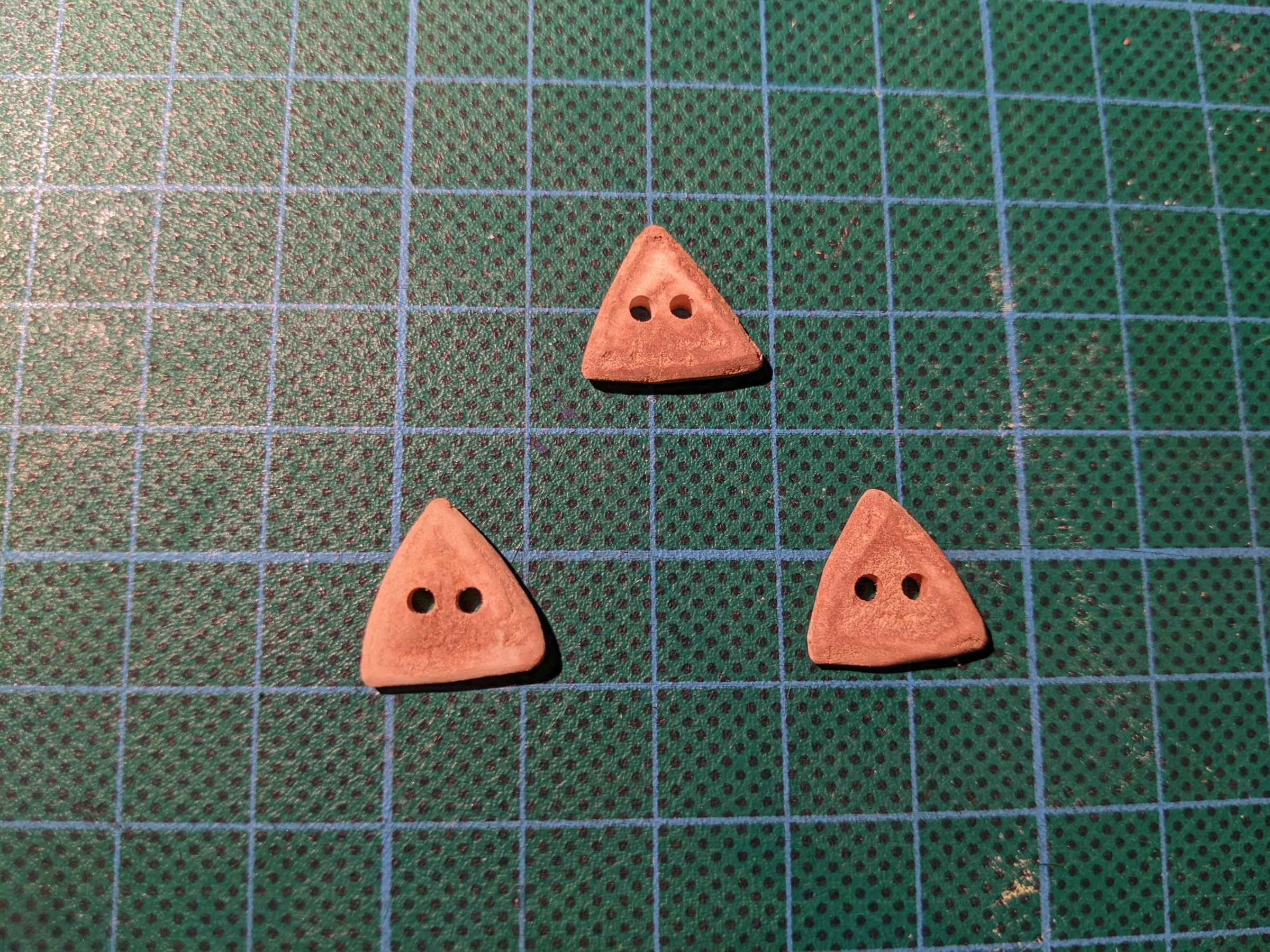 Buttons From Avocado Pits : 8 Steps (with Pictures) - Instructables