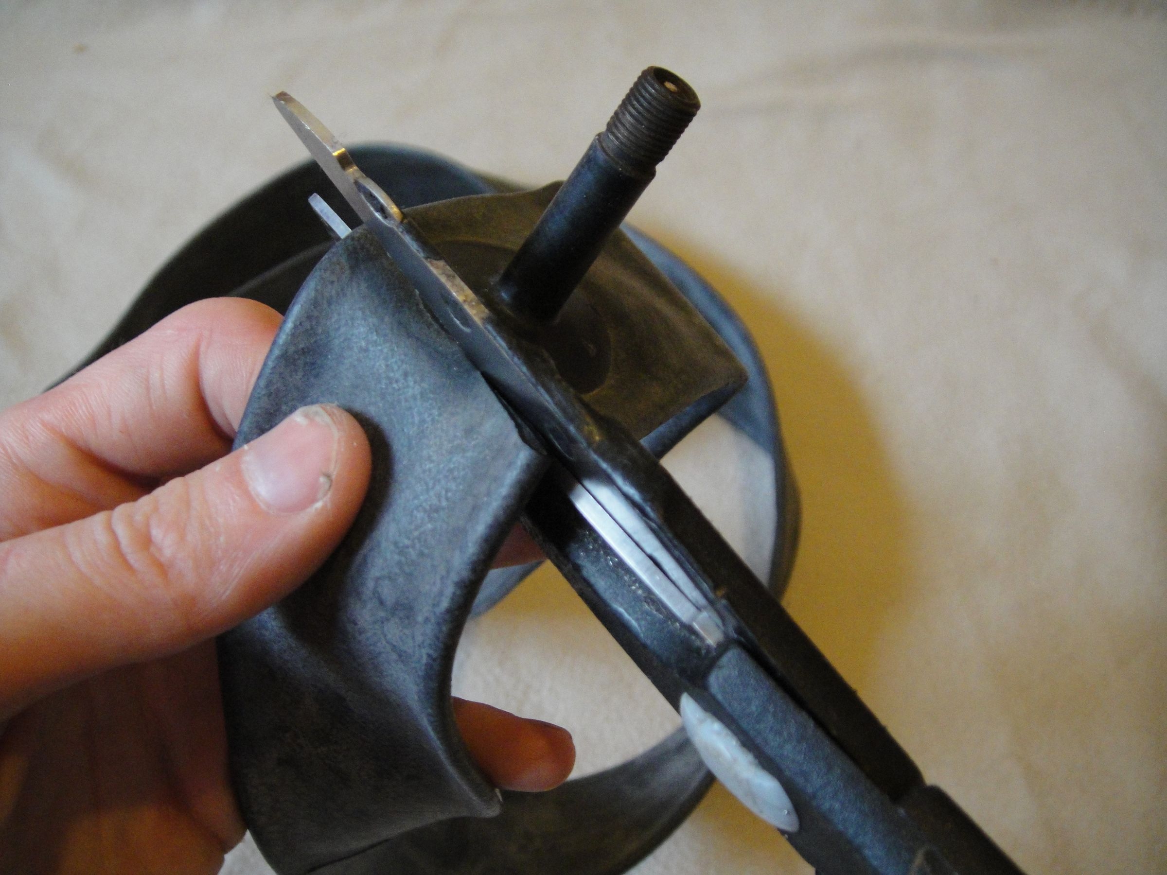 Easy Bike Mudguards From Old Inner Tubes 12 Steps Instructables