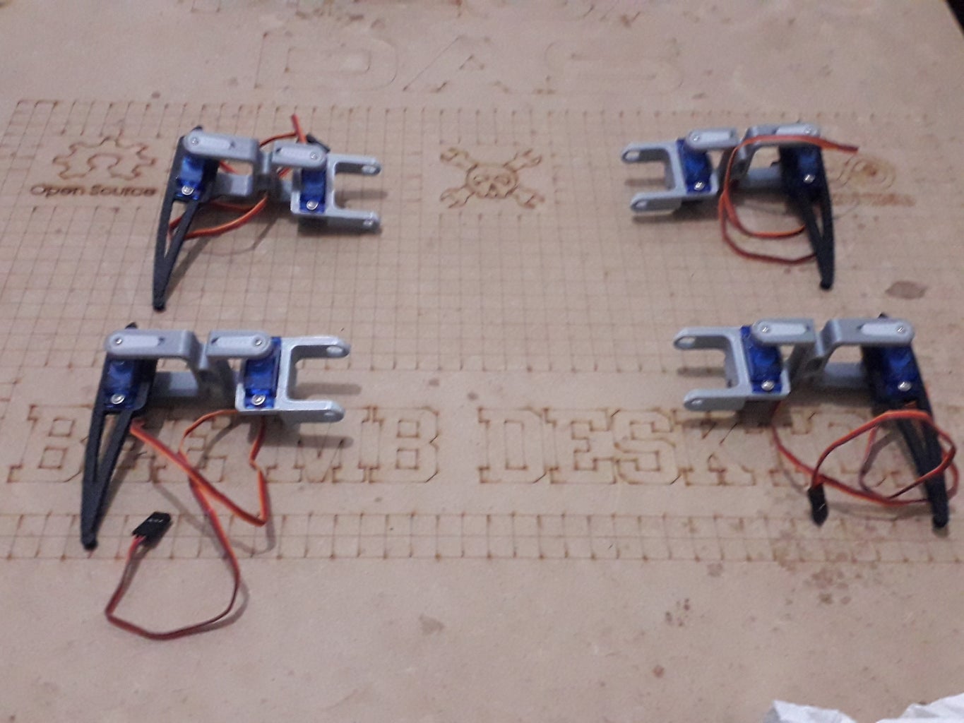 ARDUINO SPIDER ROBOT (QUADRUPED) : 7 Steps - Instructables