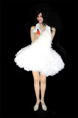 Bjork Costume (Or "Just a Swan") : 8 Steps (with Pictures) - Instructables Bjork Costume (Or "Just a Swan") : 8 Steps (with Pictures) - Instructables