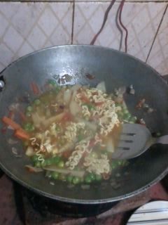 Make Maggi Noodles With Indian Tadka